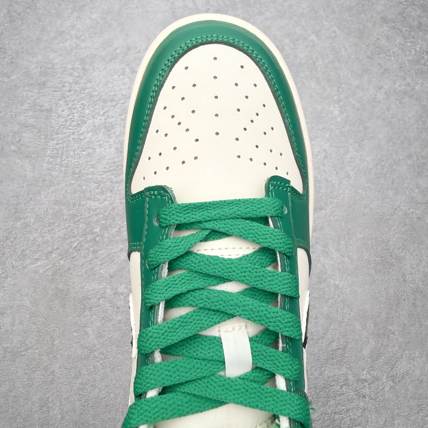 图片[4]-＃WM南美特供订单福利 NK SB Dunk 系列 外贸客供订单 万双库存清货 终端对接 优势输出 全套原纸板楦头开发 极限压缩利润空间 超乎所想的高性价比 用料绝不含糊 原盒原配 正确耐磨橡胶大底 超高清洁度 全鞋零毛边皮料切割 全套原楦原模倾力打造完美版型 尺码对应库存明细‼️-选品中心