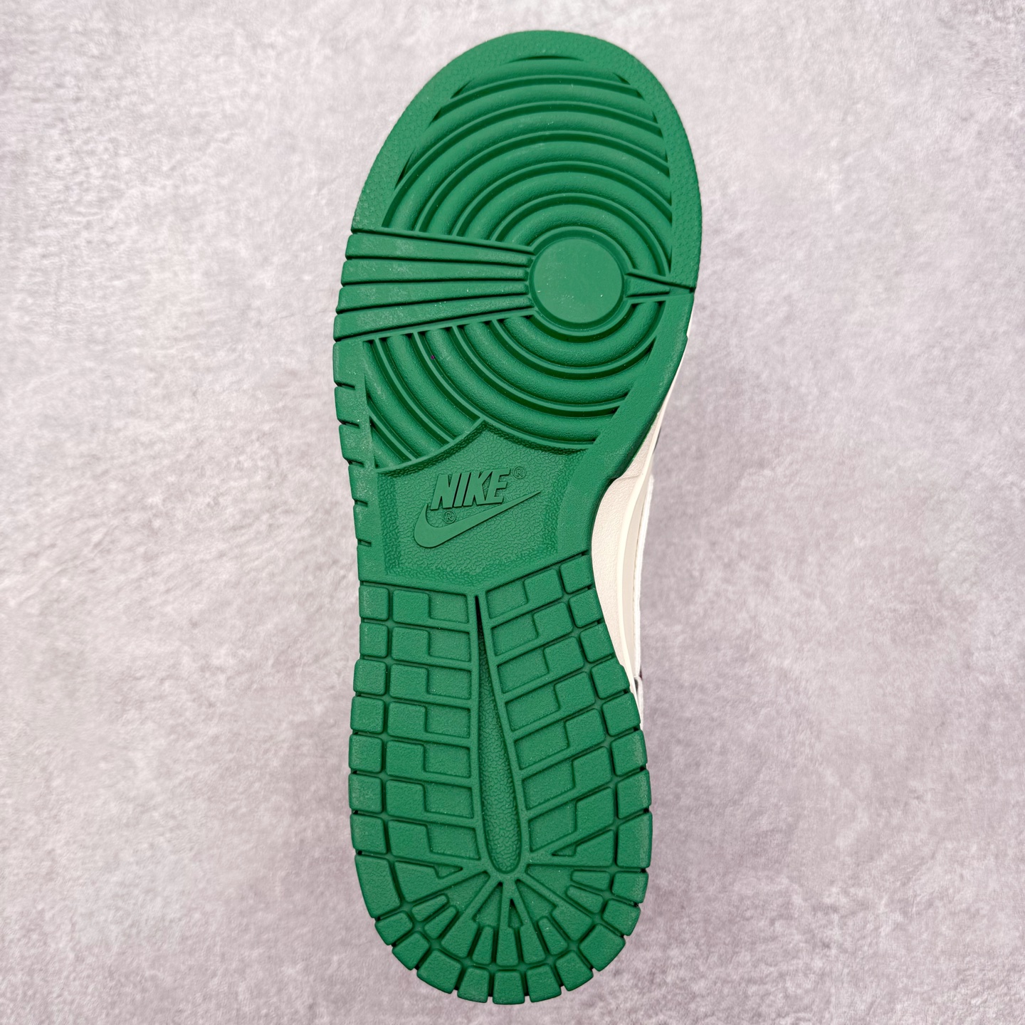 图片[9]-＃WM南美特供订单福利 NK SB Dunk 系列 外贸客供订单 万双库存清货 终端对接 优势输出 全套原纸板楦头开发 极限压缩利润空间 超乎所想的高性价比 用料绝不含糊 原盒原配 正确耐磨橡胶大底 超高清洁度 全鞋零毛边皮料切割 全套原楦原模倾力打造完美版型 尺码对应库存明细‼️-选品中心
