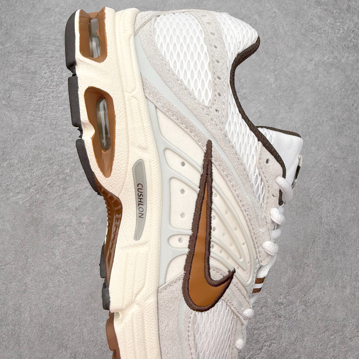 图片[6]-NK Air Max Moto 2K 舒适百搭耐磨 低帮跑步鞋 实拍调校N版已经零色差零失真 百分百还原实物色彩所见即所得 不存在货不对板色差等低级问题 选购参考实物拍摄 不混卖不参货 只用心做好货严格选品 承诺混一赔十 尺码：36 36.5 37.5 38 38.5 39 40 40.5 41 42 42.5 43 44 44.5 45-选品中心