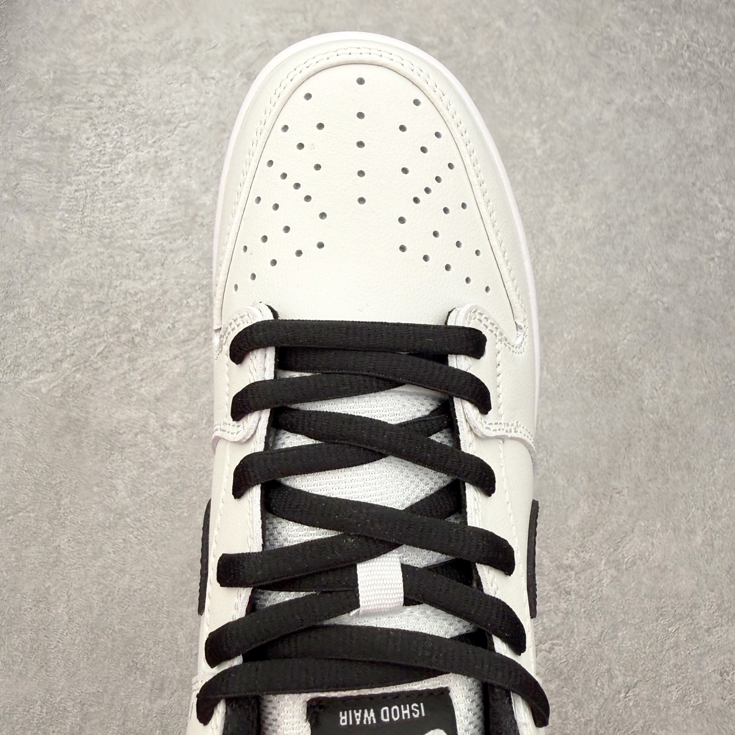 图片[4]-＃SS史诗 NK Dunk Low 潮流时尚舒适防滑耐磨低帮板鞋 全网最全Dunk系列配色 实力大厂出品 新配色陆续开发 利润个位数只为口碑 超强性价比 全套原纸板楦头开发 确保原汁原味 完美呈现DUNK版型 一比一鞋头弧度高度鞋身弧度 此版本只针对中端市场 皮料材质有所更替 其他数据细节工艺流程均保持一致 绝不口嗨 细节品控鞋型随意对比 独家私模官方第六代原厂航空铝磨具打磨大底 鞋头坡度极致还原 无解鞋型 原盒原配 圈内天花板工艺 原厂玻璃冲刀 超高清洁度 全鞋零毛边皮料切割 原厂中底布点胶 中底布拉帮走线遵循公司 尺码：36 36.5 37.5 38 38.5 39 40 40.5 41 42 42.5 43 44 44.5 45 46-选品中心