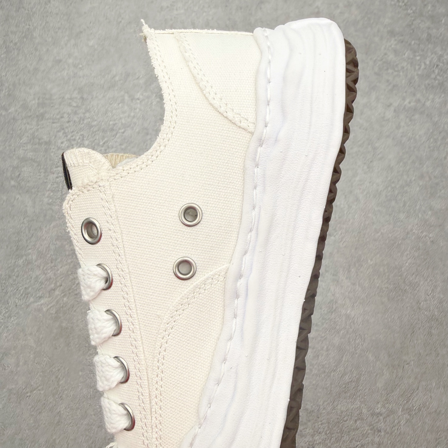 Maison Mihara Yasuhiro Hank Sneakers 三原康裕开口笑创新溶解风变形溶