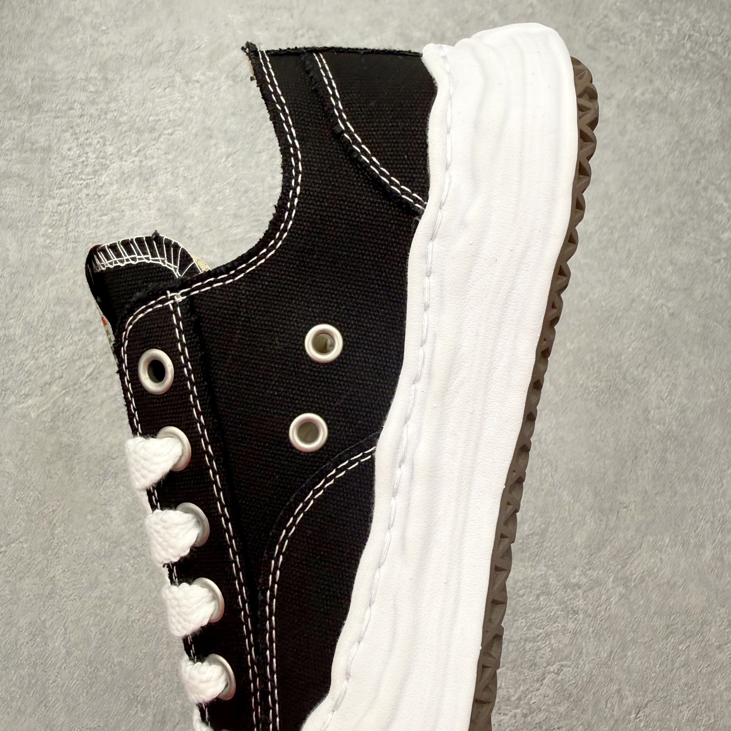 Maison Mihara Yasuhiro Hank Sneakers 三原康裕开口笑创新溶解风变形溶