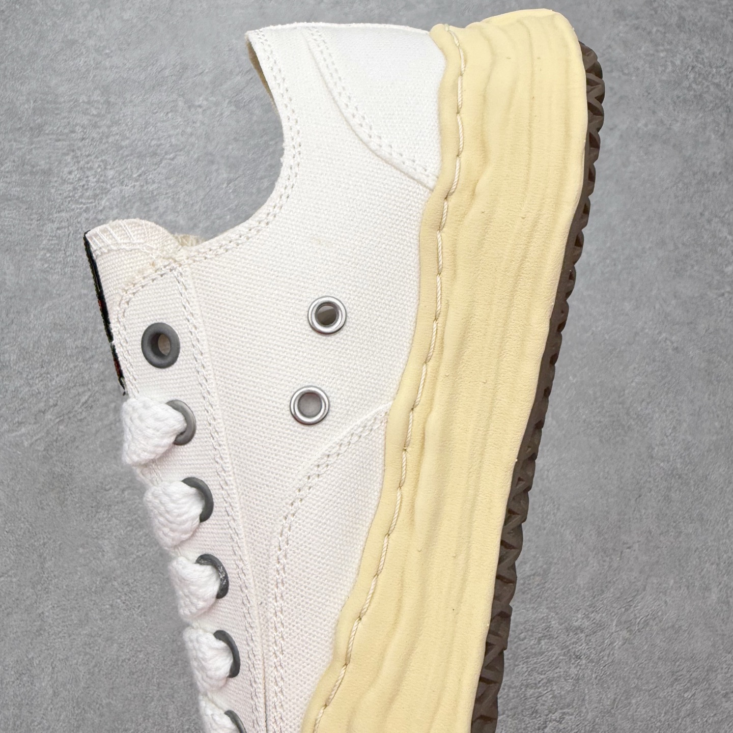 Maison Mihara Yasuhiro Hank Sneakers 三原康裕开口笑创新溶解风变形溶