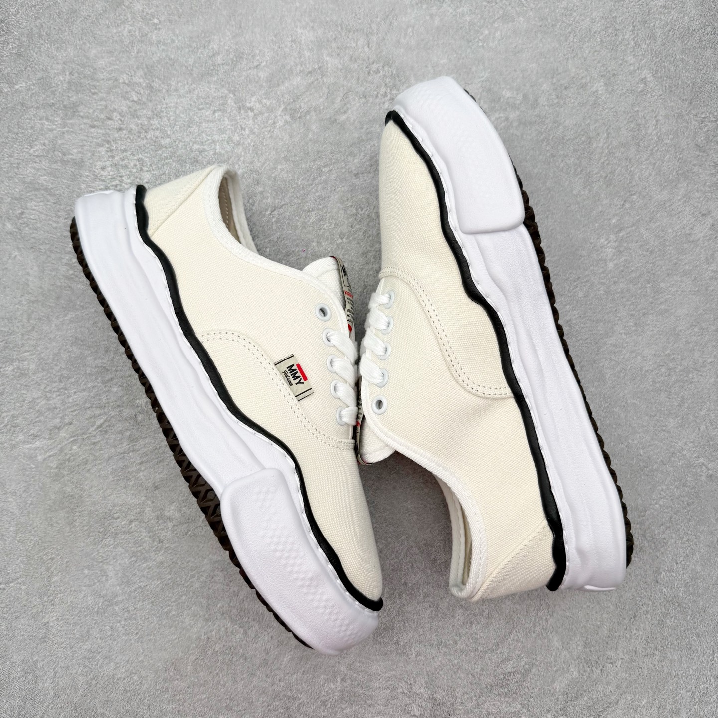 Maison Mihara Yasuhiro Baker Sneakers 三原康裕创新溶解风变形溶解鞋