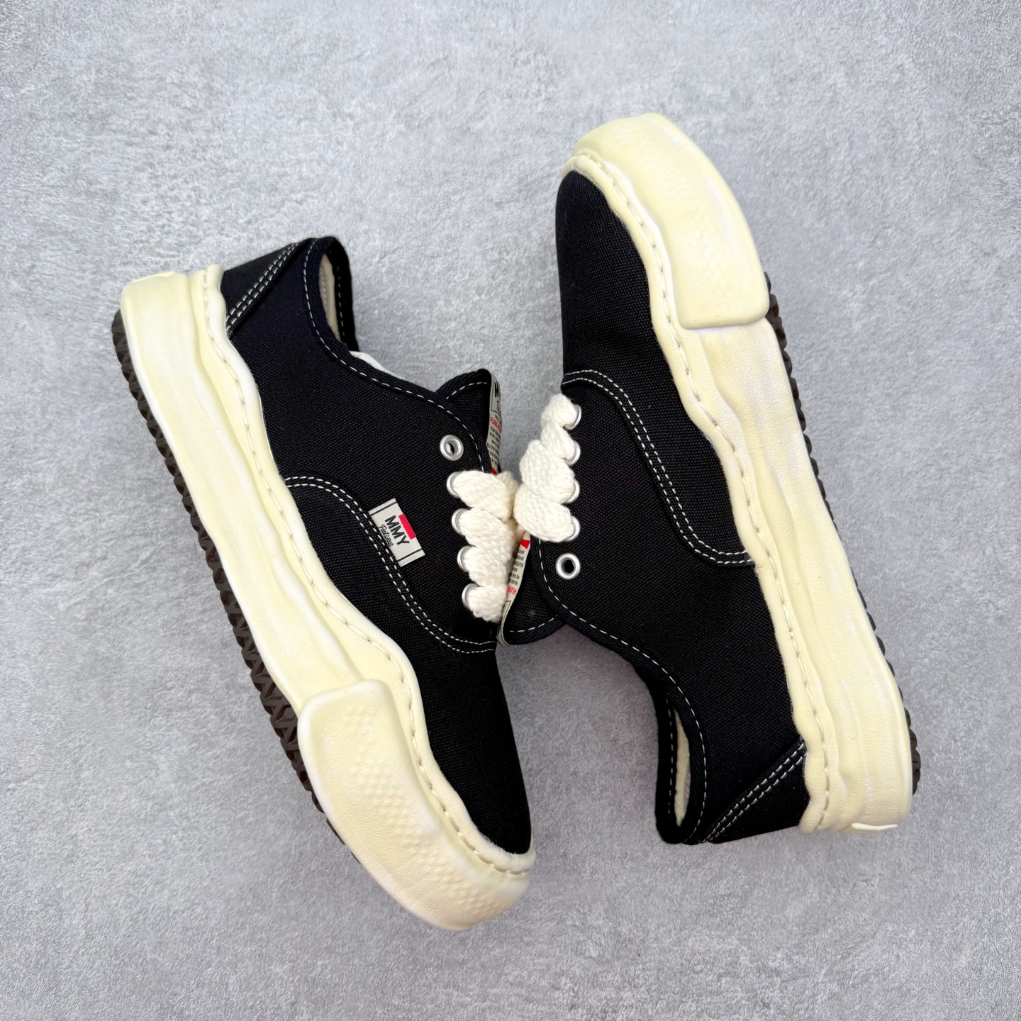 Maison Mihara Yasuhiro Baker Sneakers 三原康裕创新溶解风变形溶解鞋
