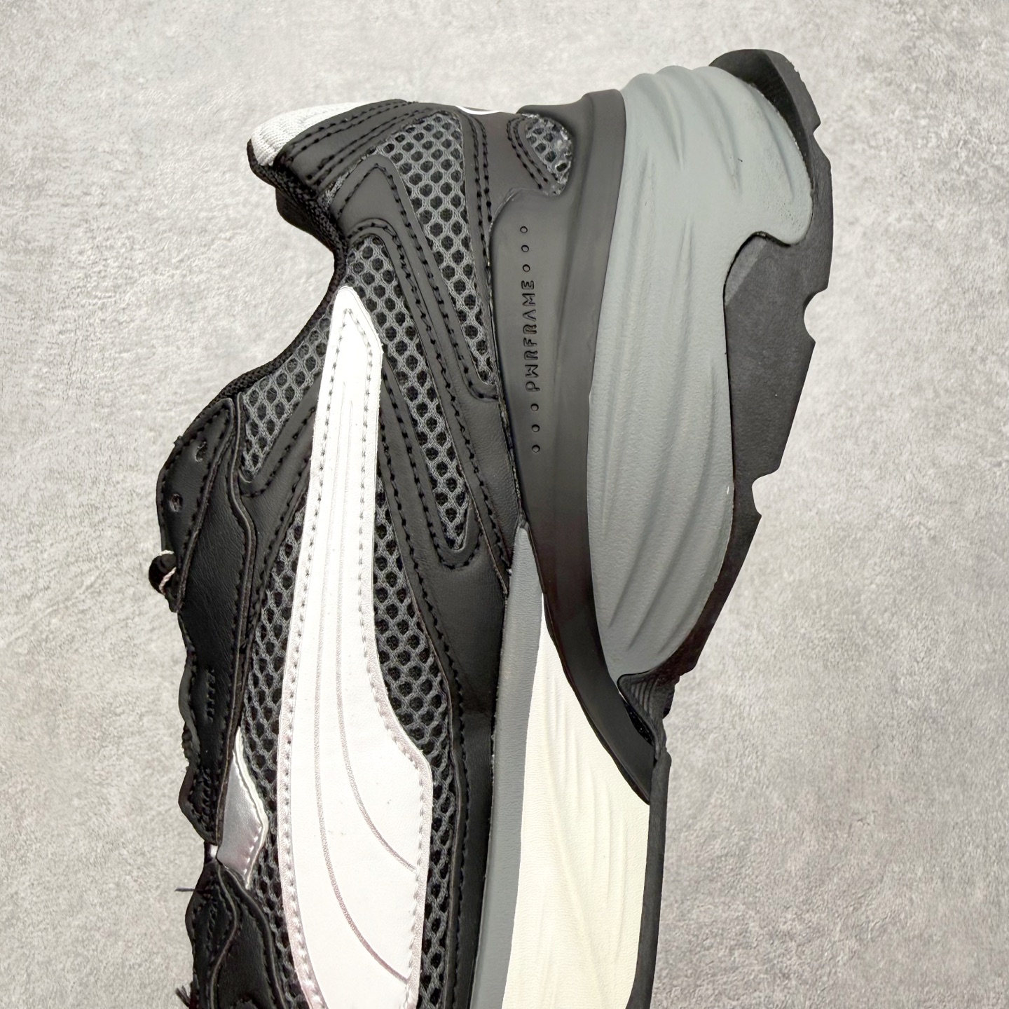 PUMA彪马 Fade nitro ls 百搭舒适透气支撑 跑步鞋 彪马（Puma）是全球著名的运动品牌