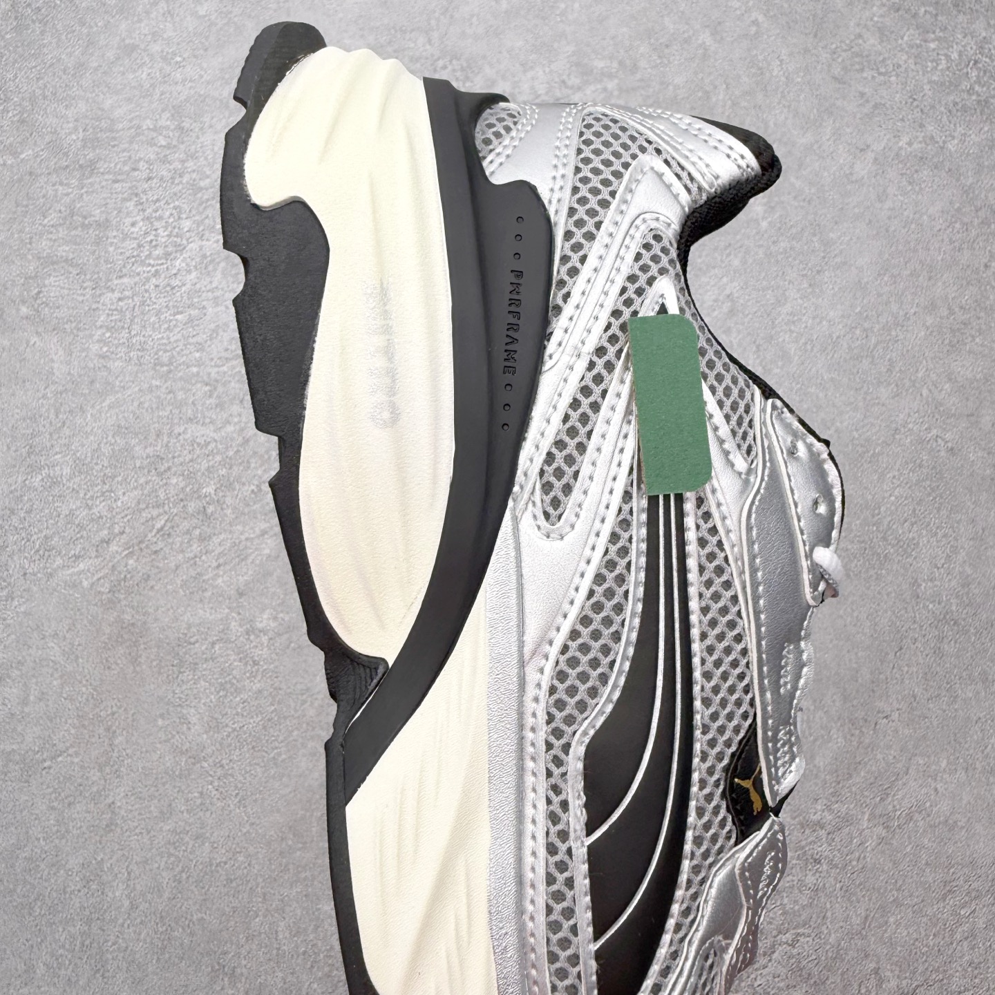 PUMA彪马 Fade nitro ls 百搭舒适透气支撑 跑步鞋 彪马（Puma）是全球著名的运动品牌