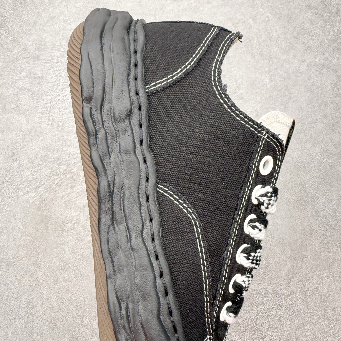 Maison Mihara Yasuhiro OG Sole Sneakers 三原康裕创新溶解风变形溶