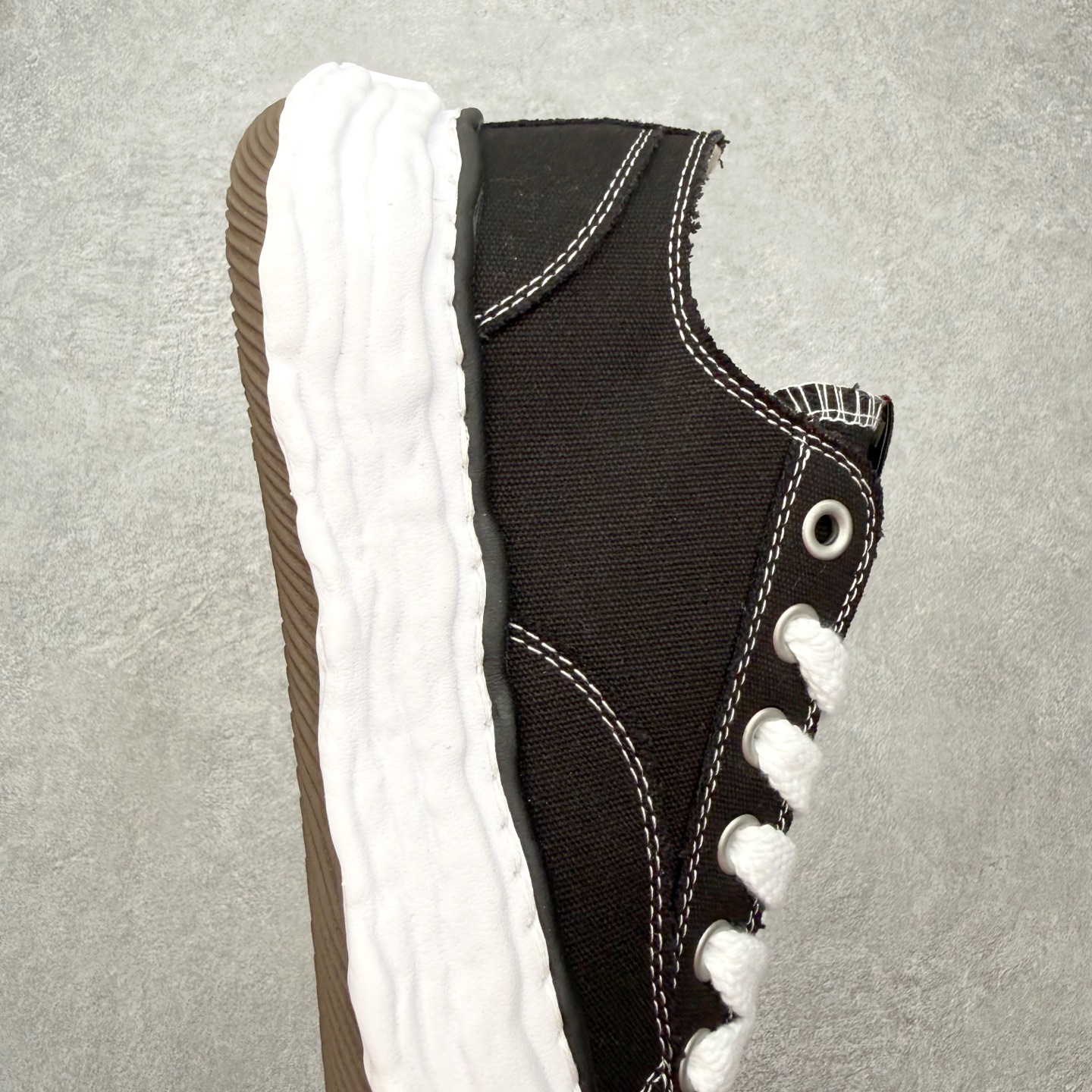 Maison Mihara Yasuhiro OG Sole Sneakers 三原康裕创新溶解风变形溶