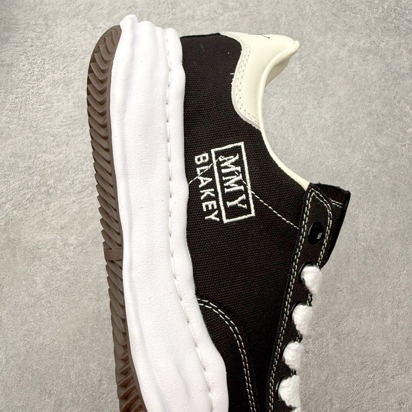 Maison Mihara Yasuhiro Blakey Sneakers 三原康裕贝壳头创新溶解风变
