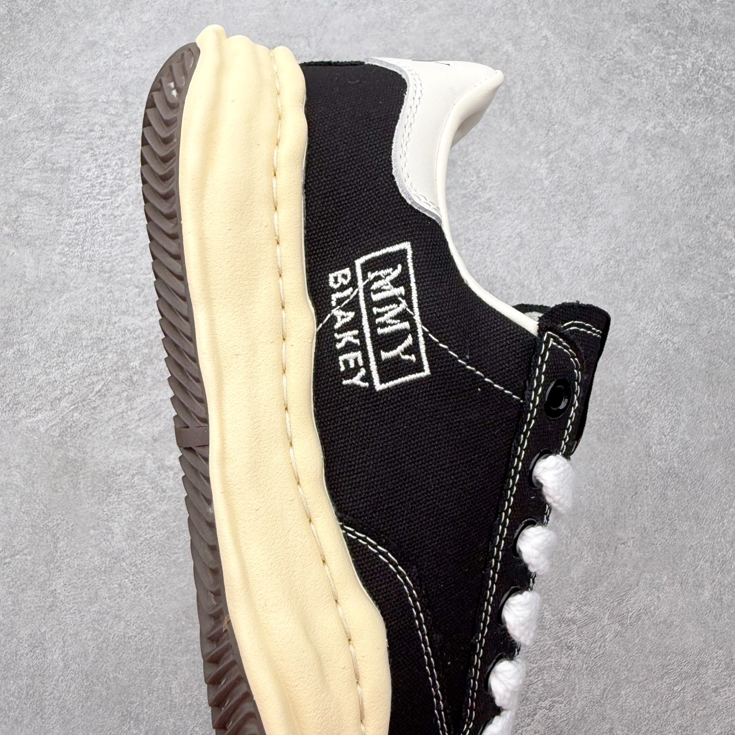 Maison Mihara Yasuhiro Blakey Sneakers 三原康裕贝壳头创新溶解风变