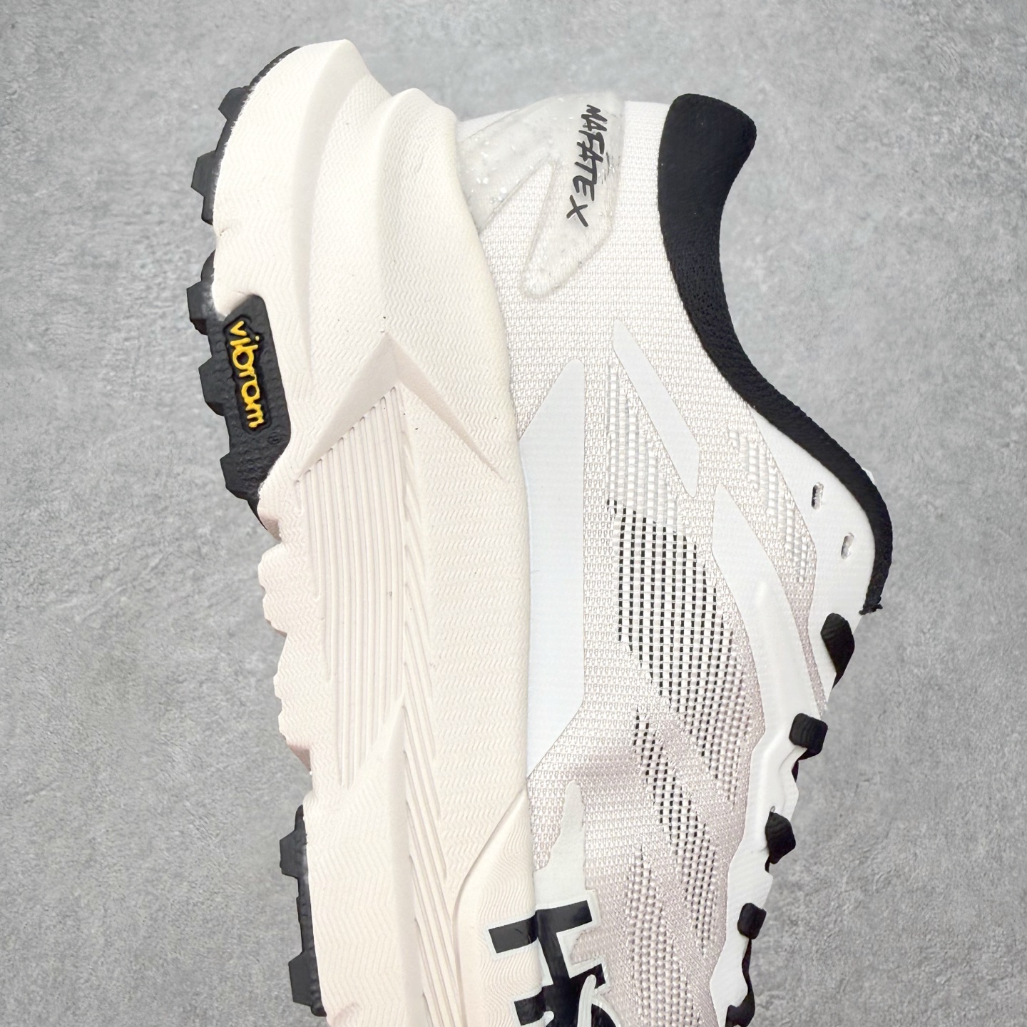 HOKA ONE ONE Mafate X 舒适轻盈低帮休闲越野跑步鞋 HOKA ONE ONE是来自美