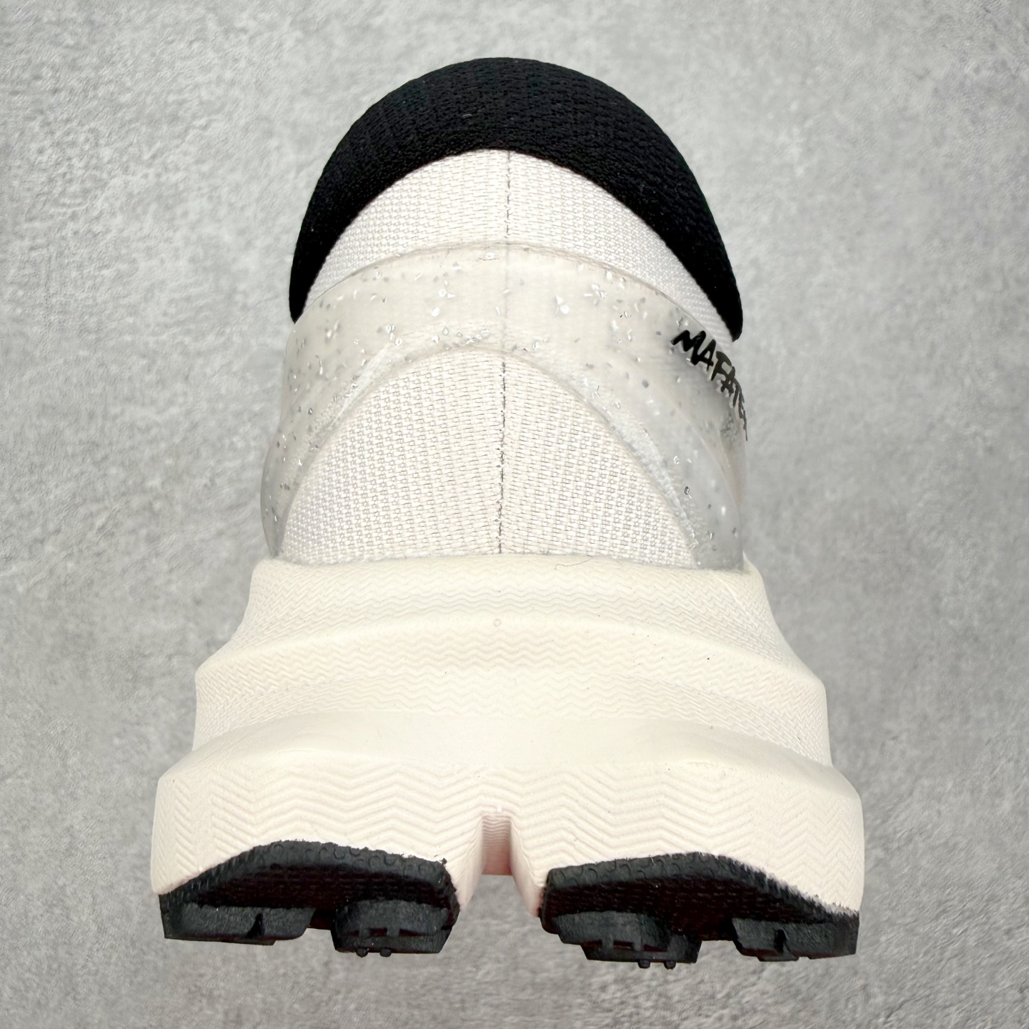 HOKA ONE ONE Mafate X 舒适轻盈低帮休闲越野跑步鞋 HOKA ONE ONE是来自美