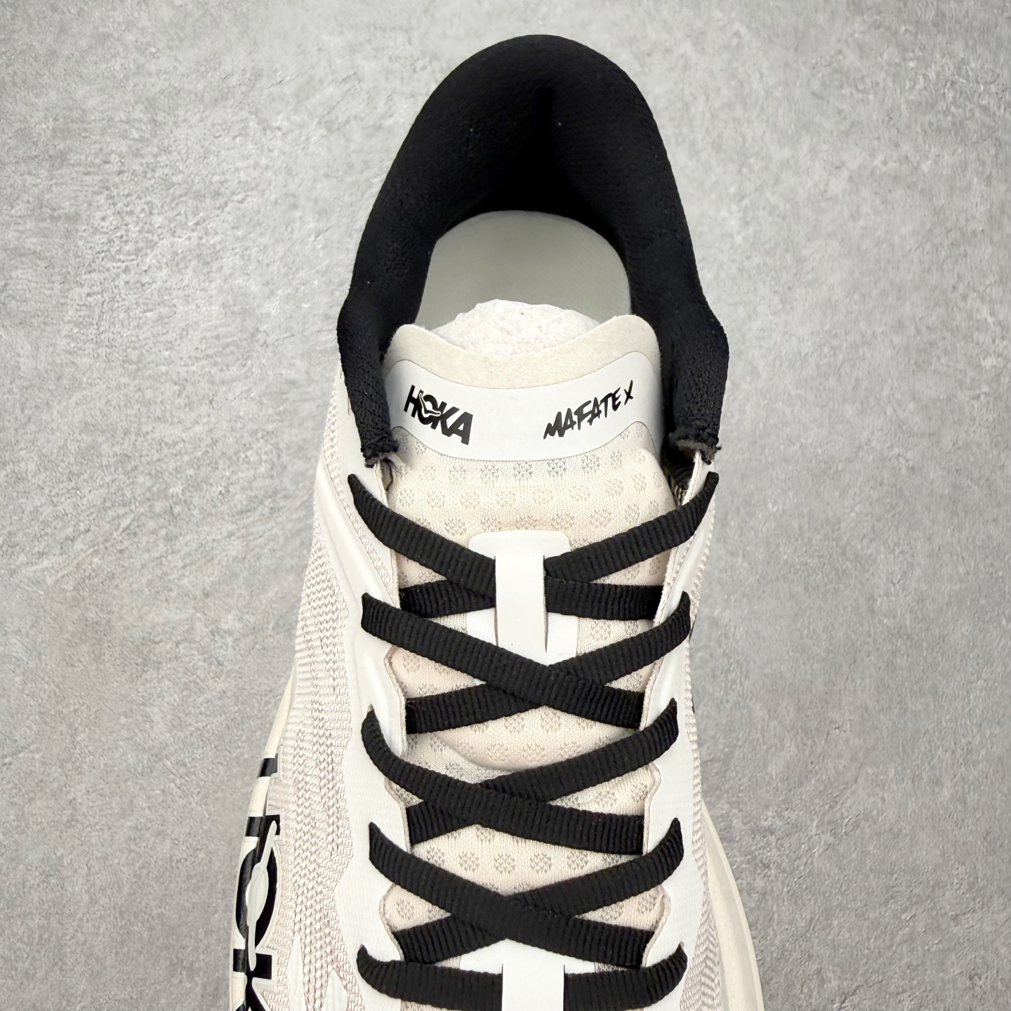 HOKA ONE ONE Mafate X 舒适轻盈低帮休闲越野跑步鞋 HOKA ONE ONE是来自美