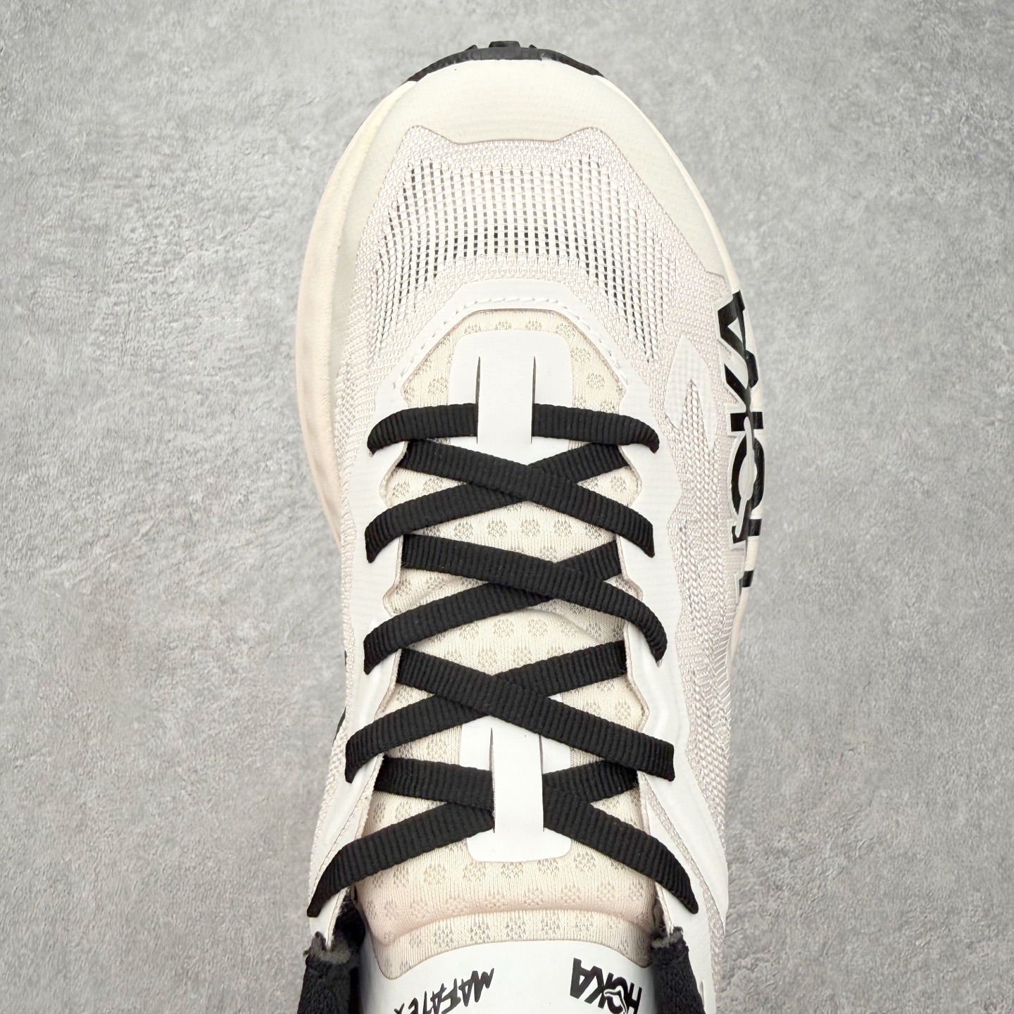 HOKA ONE ONE Mafate X 舒适轻盈低帮休闲越野跑步鞋 HOKA ONE ONE是来自美