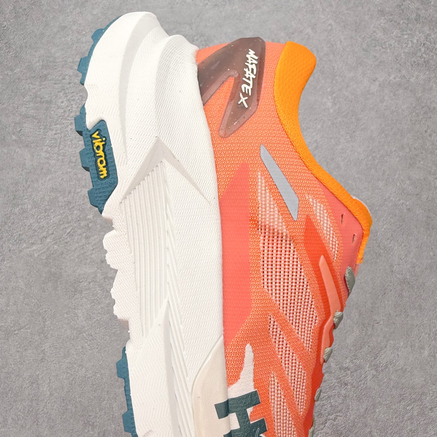 HOKA ONE ONE Mafate X 舒适轻盈低帮休闲越野跑步鞋 HOKA ONE ONE是来自美