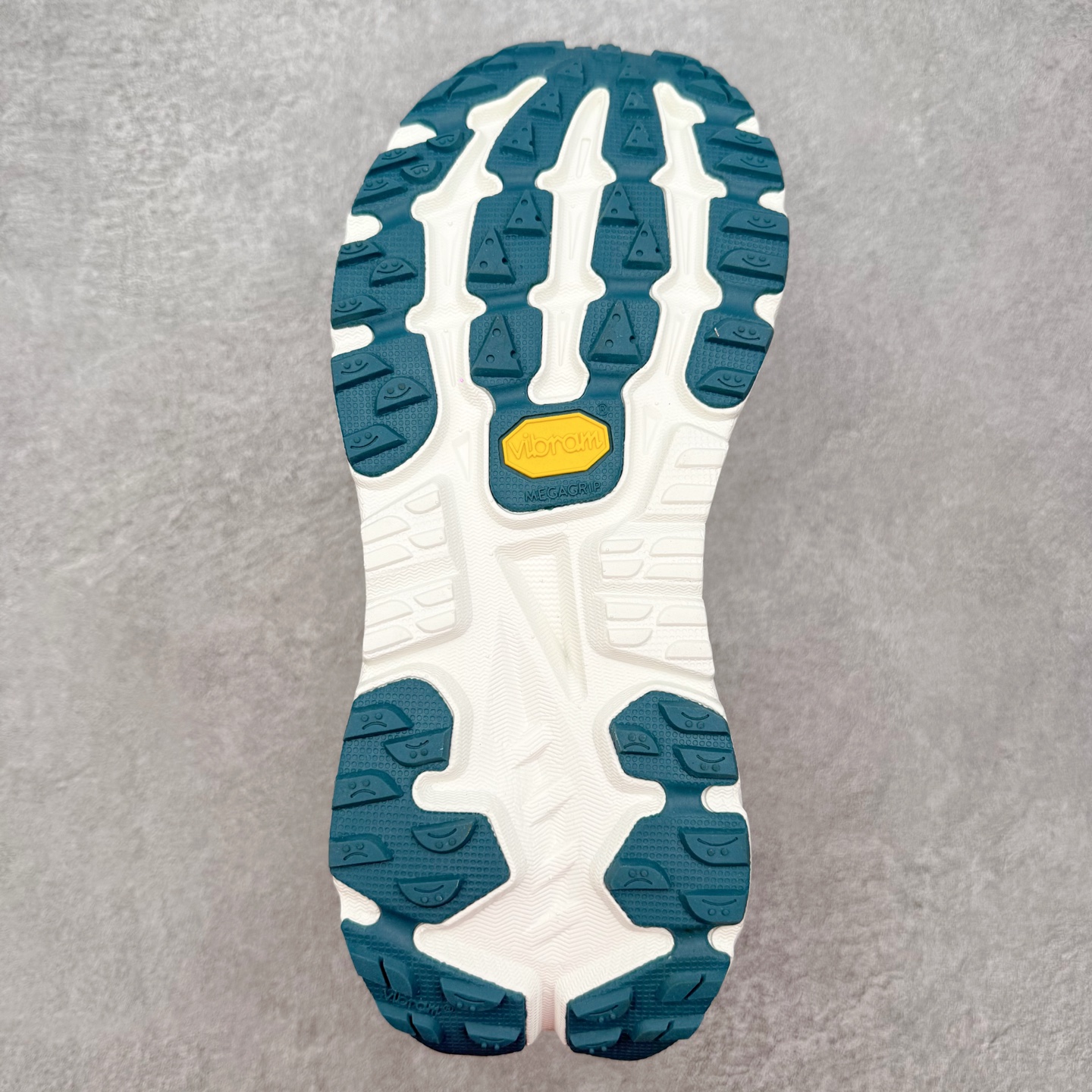 HOKA ONE ONE Mafate X 舒适轻盈低帮休闲越野跑步鞋 HOKA ONE ONE是来自美