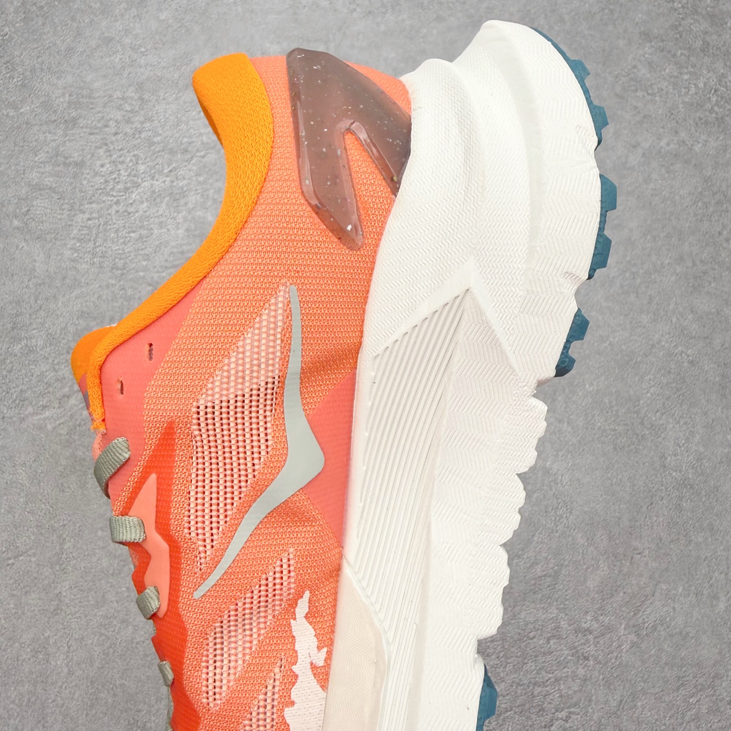 HOKA ONE ONE Mafate X 舒适轻盈低帮休闲越野跑步鞋 HOKA ONE ONE是来自美