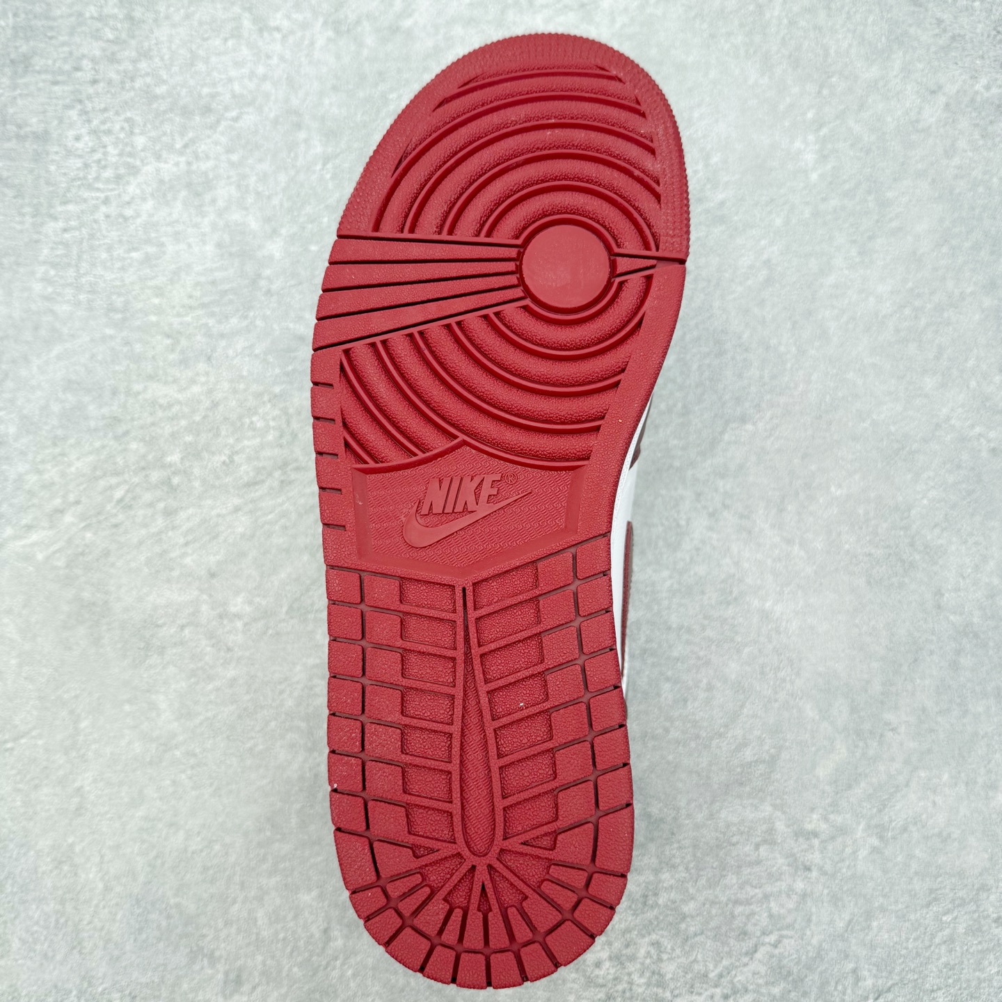 ＃DG纯原福利‼️Air Jordan AJ1 系列 高端零售特供批次 产品品控稳定性领先行业 各方面均