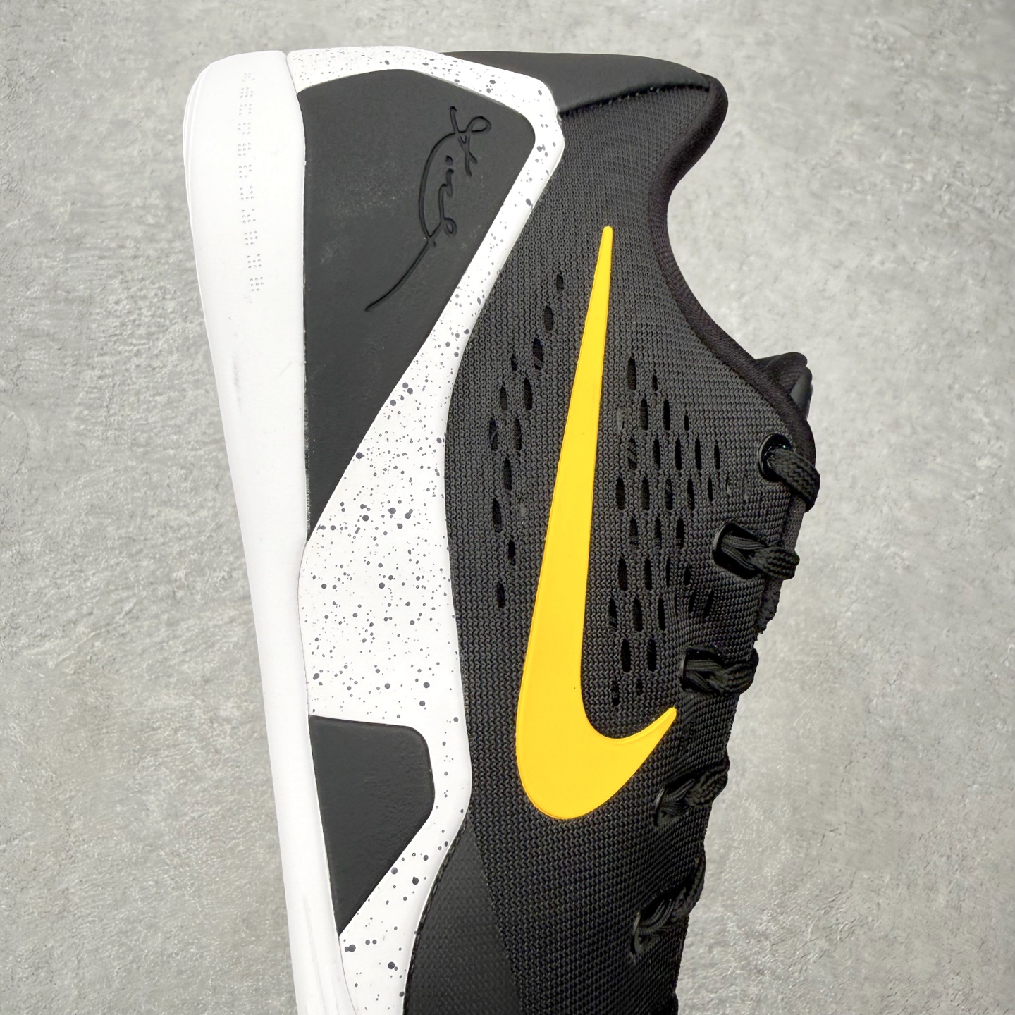 ＃GX纯原 NK Kobe 9 Low EM PE 科比九代舒适减震防滑低帮篮球鞋 黑金 IH1401-