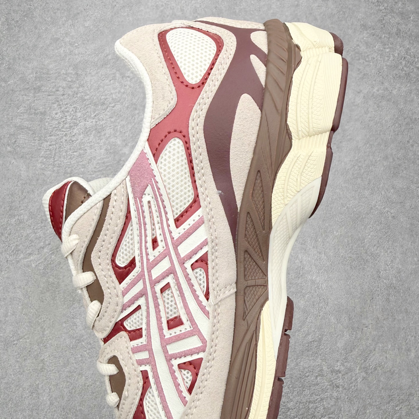 Asics GEL-NYC 亚瑟士防滑耐磨透气低帮运动休闲鞋 GEL-NYC™ 运动鞋的灵感源自传统和现