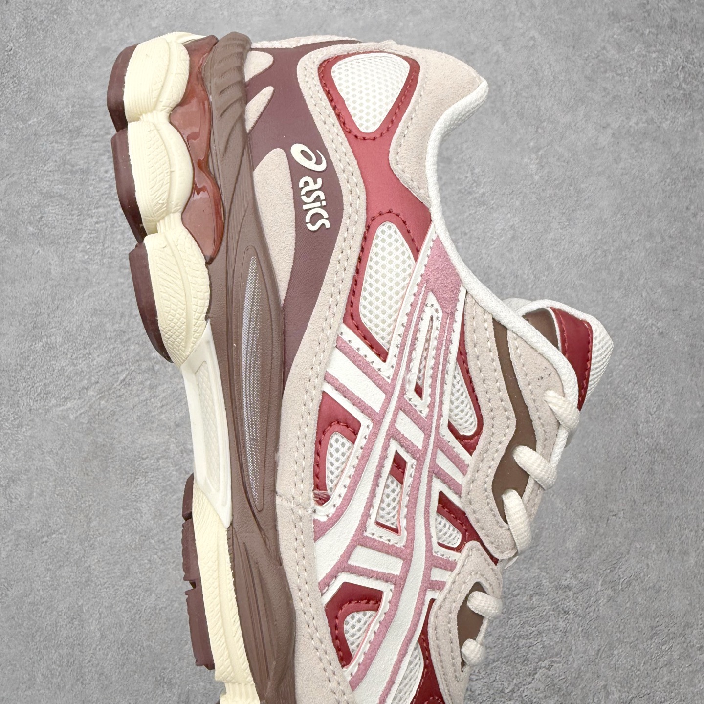 Asics GEL-NYC 亚瑟士防滑耐磨透气低帮运动休闲鞋 GEL-NYC™ 运动鞋的灵感源自传统和现