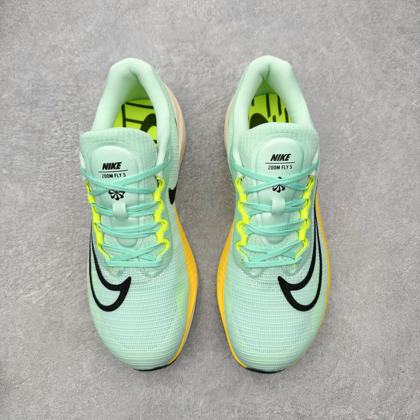 ＃福利特价‼️ NK Zoom Fly 5 马拉松长跑运动休闲缓震碳板跑步鞋 实拍调校N版已经零色差零失