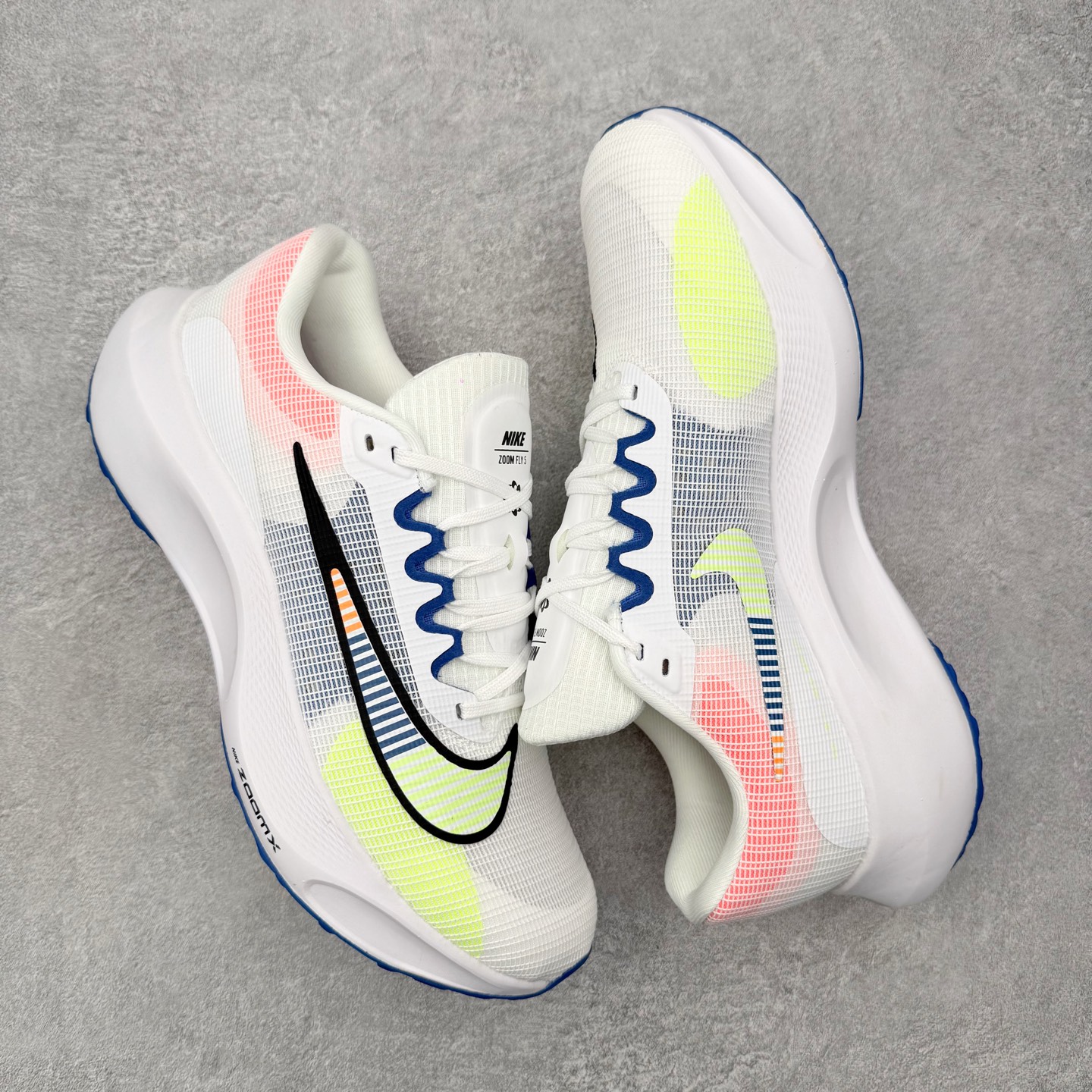 ＃福利特价‼️ NK Zoom Fly 5 马拉松长跑运动休闲缓震碳板跑步鞋 实拍调校N版已经零色差零失