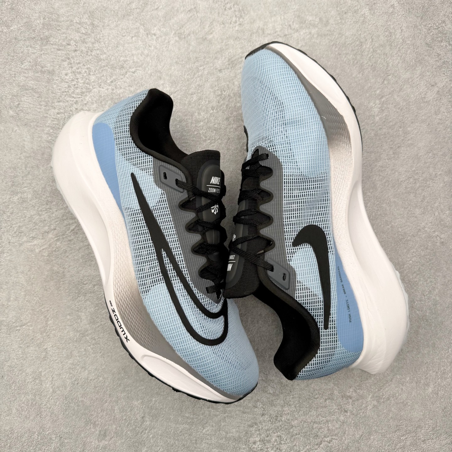 ＃福利特价‼️ NK Zoom Fly 5 马拉松长跑运动休闲缓震碳板跑步鞋 实拍调校N版已经零色差零失