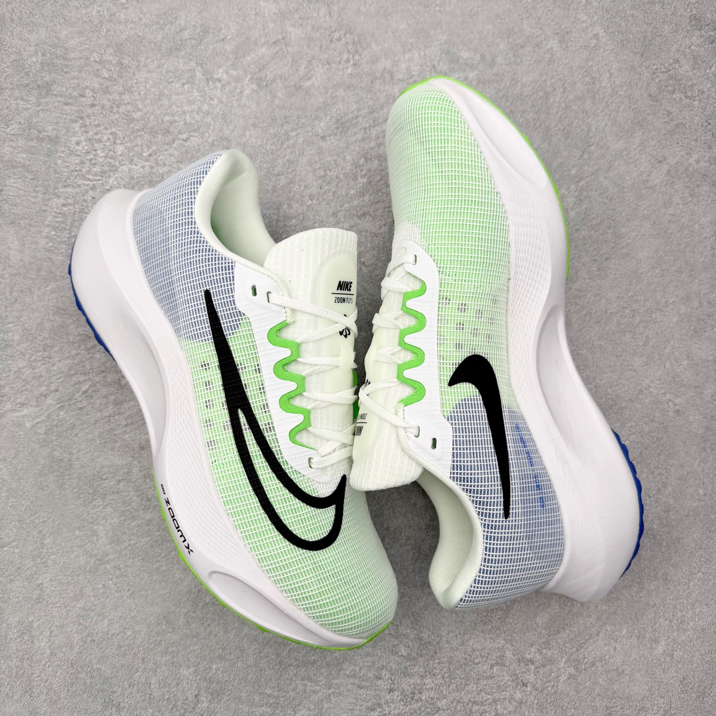 ＃福利特价‼️ NK Zoom Fly 5 马拉松长跑运动休闲缓震碳板跑步鞋 实拍调校N版已经零色差零失