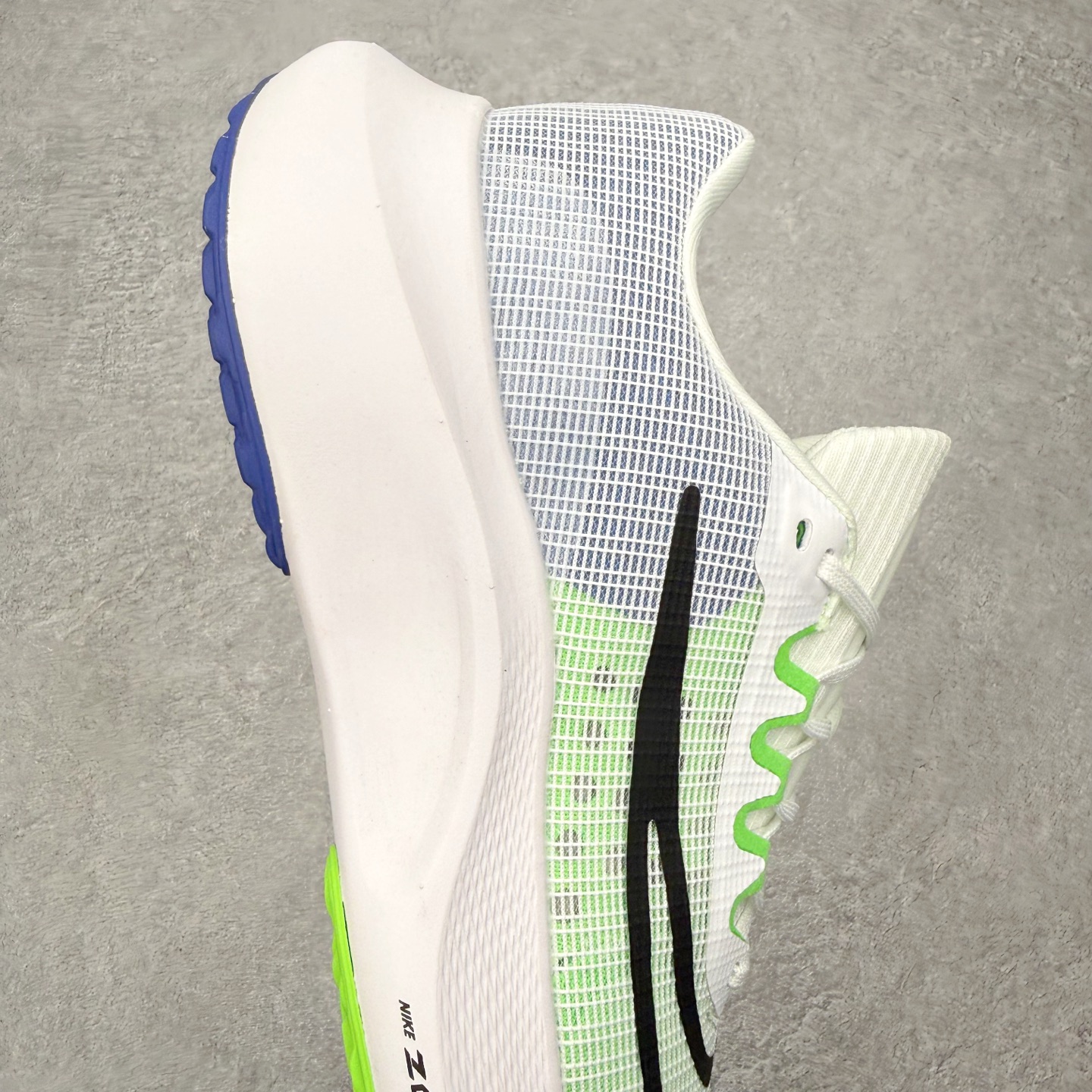 ＃福利特价‼️ NK Zoom Fly 5 马拉松长跑运动休闲缓震碳板跑步鞋 实拍调校N版已经零色差零失