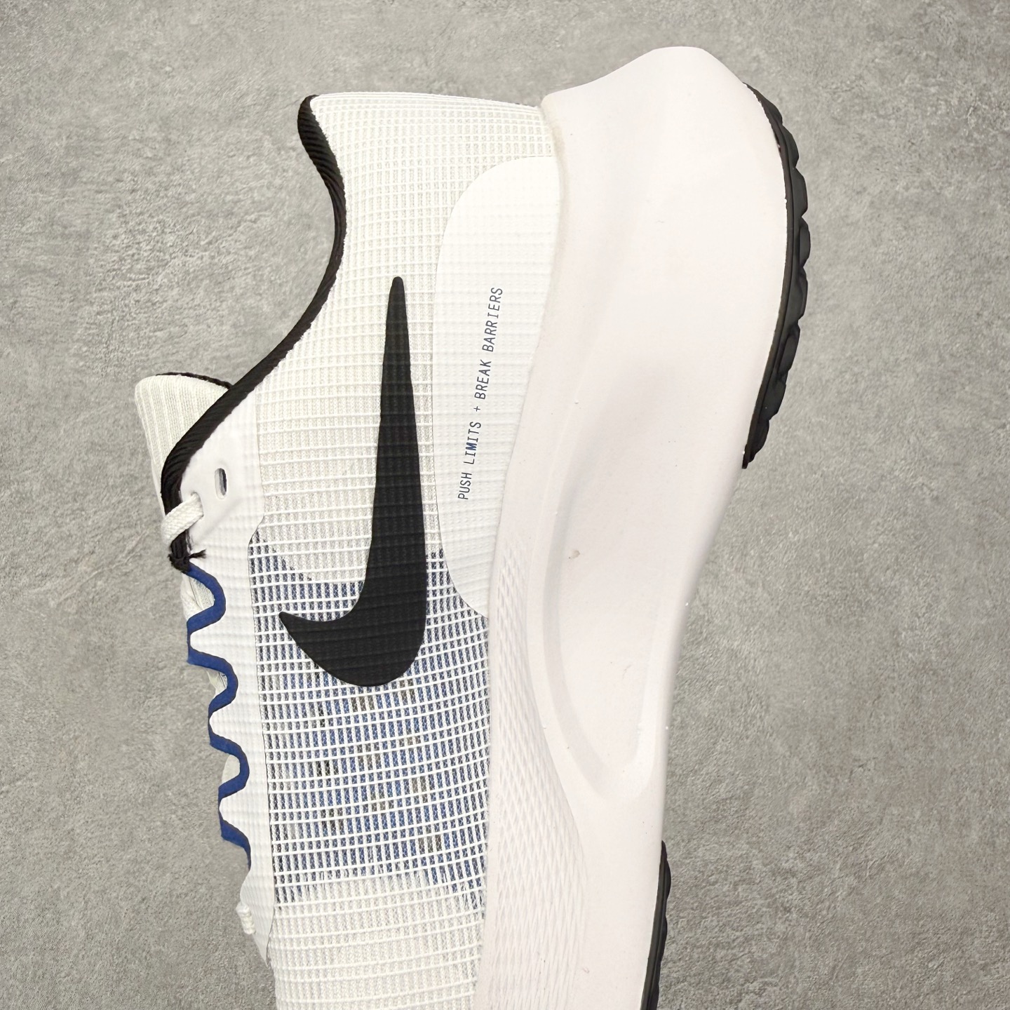 ＃福利特价‼️ NK Zoom Fly 5 马拉松长跑运动休闲缓震碳板跑步鞋 实拍调校N版已经零色差零失