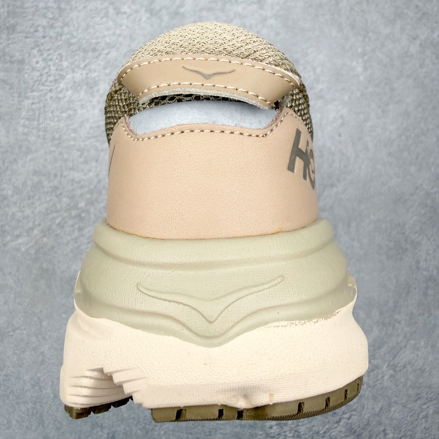 HOKA ONE ONE Bondi L 舒适百搭减震防滑耐磨低帮休闲跑步鞋 HOKA ONE ONE是