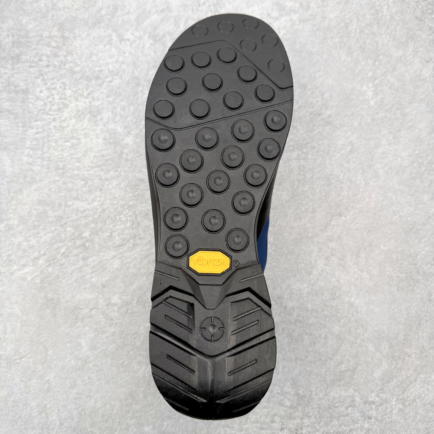 Arcteryx Konseal Lt 始祖鸟舒适百搭防滑耐磨低帮登山鞋 Arcteryx中文名始祖鸟 
