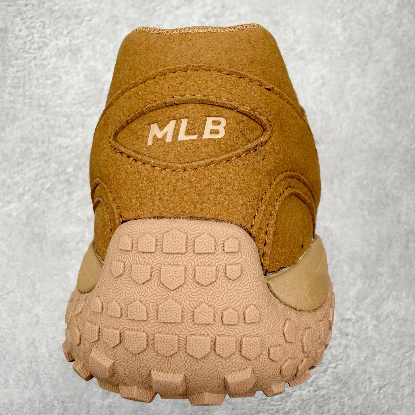 MLB 纽约洋基队合成革休闲舒适复古时尚双色鞋带轻量运动百搭豆豆薄底鞋防滑轻便低帮板鞋 男女同款 MLB