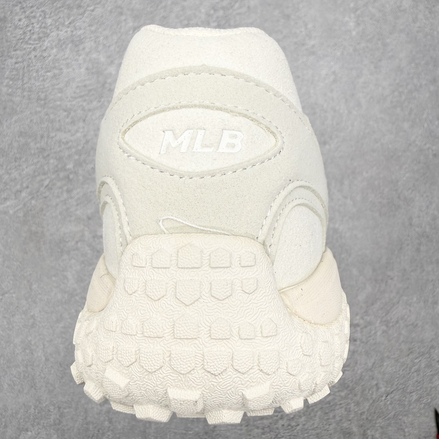 MLB 纽约洋基队合成革休闲舒适复古时尚双色鞋带轻量运动百搭豆豆薄底鞋防滑轻便低帮板鞋 男女同款 MLB
