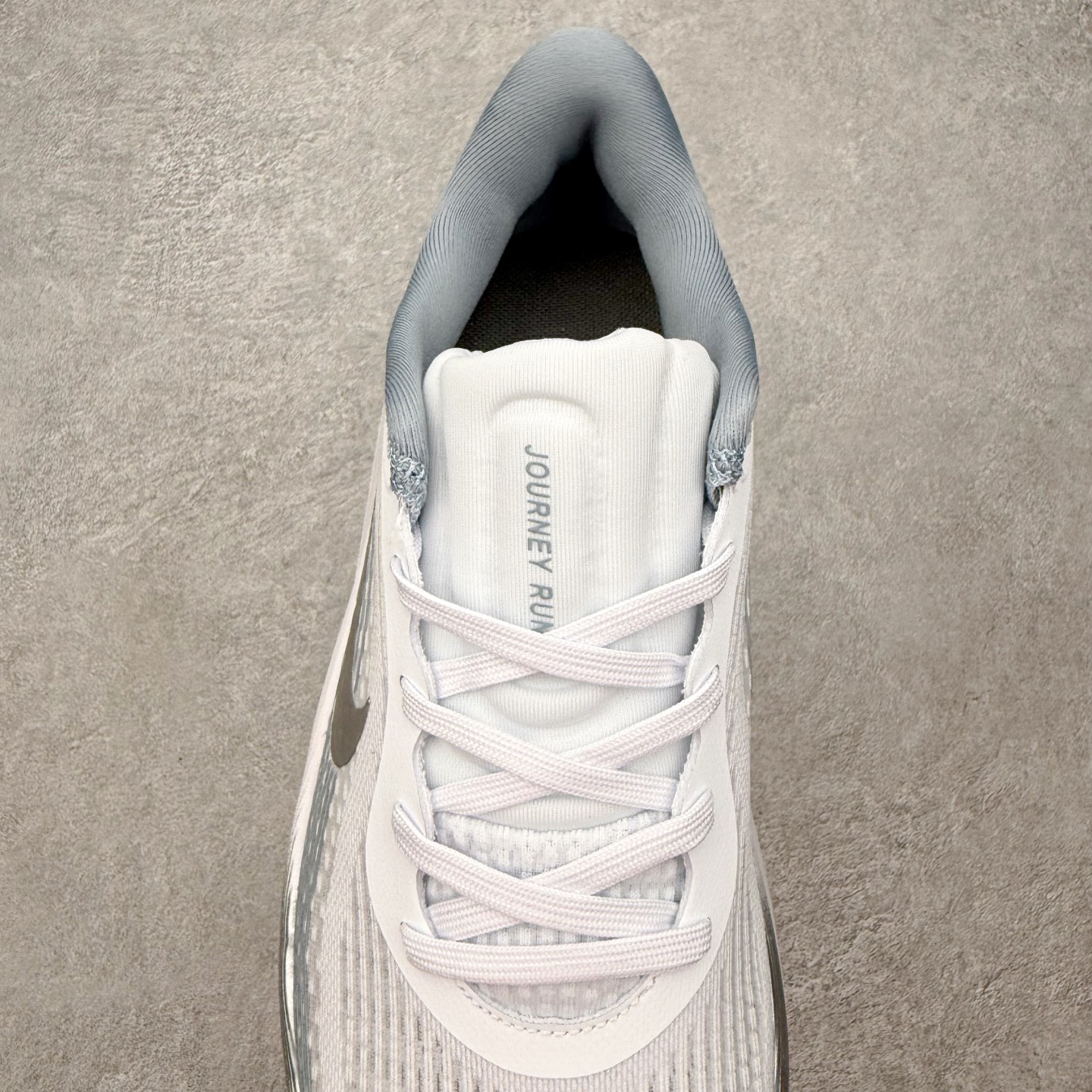 NK Journey Run 2 旅程慢跑系列低帮轻质缓震休闲运动公路跑步鞋 FN0228-206 采用