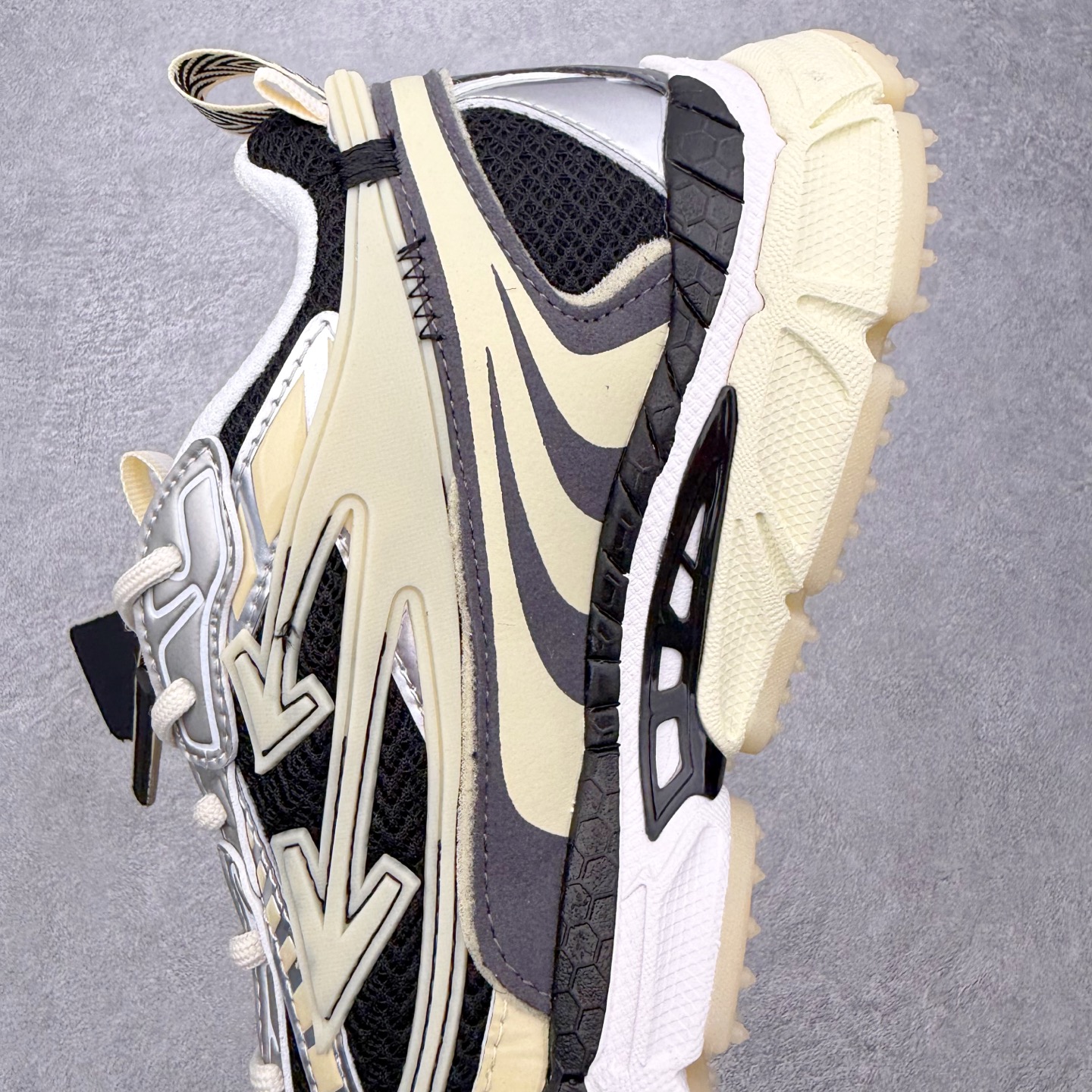 ＃KX Off-White 2024年OW最新款跑鞋 #百分百原盒正确版 原楦原纸板数据开发 4层分离大