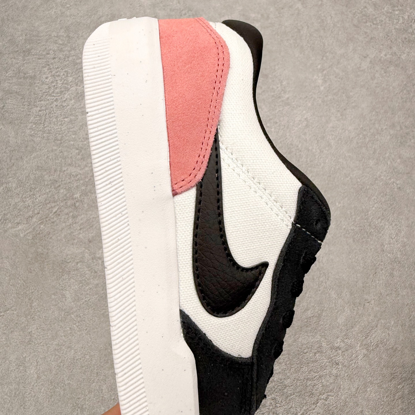 Nike SB Force 58 男子低帮耐磨滑板鞋 CZ2959-600 盐粉黑白运动滑板板鞋 鞋面由