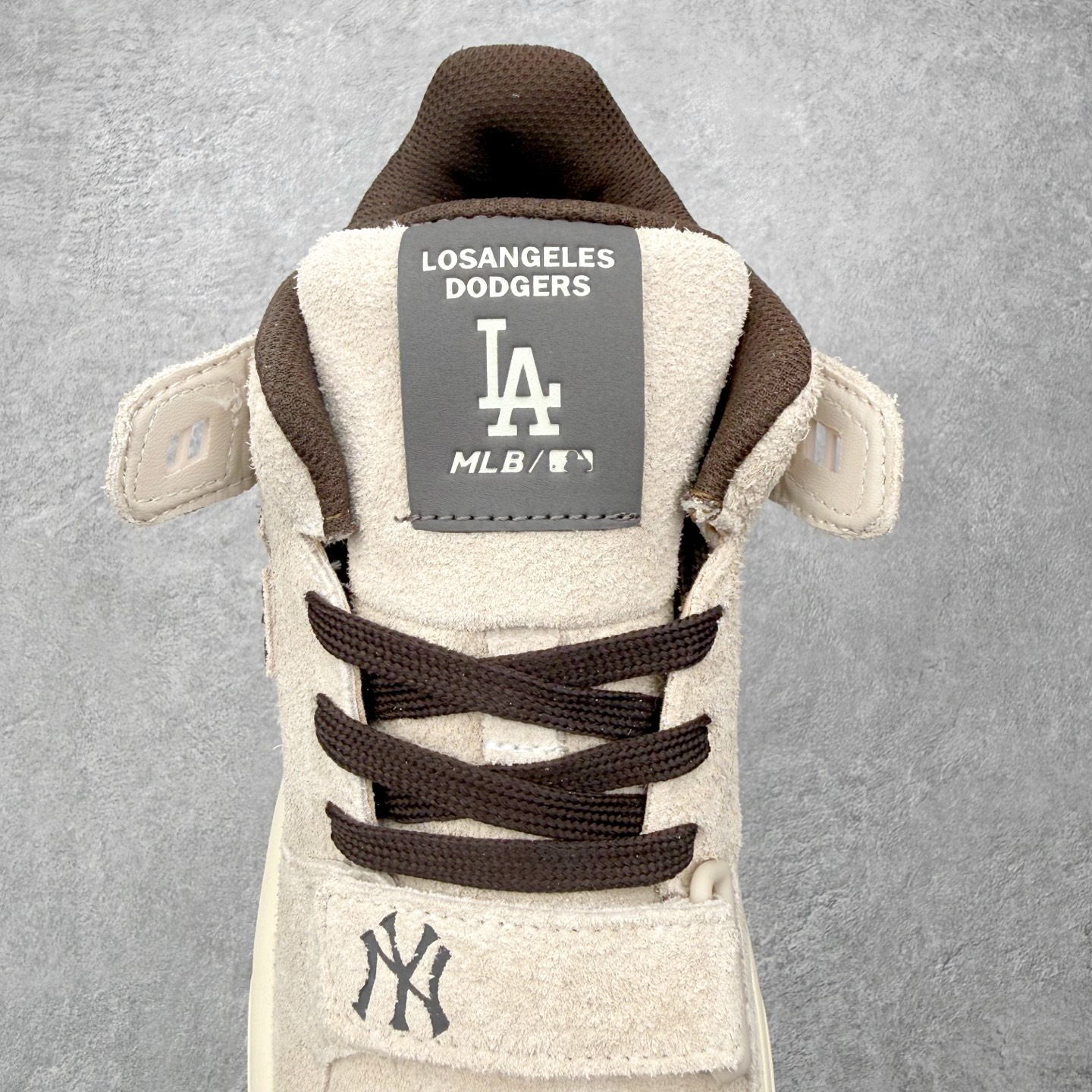 MLB Chunky Liner Basic 复古印花学长鞋系列中帮魔术贴轻量增高厚底百搭休闲运动慢跑鞋