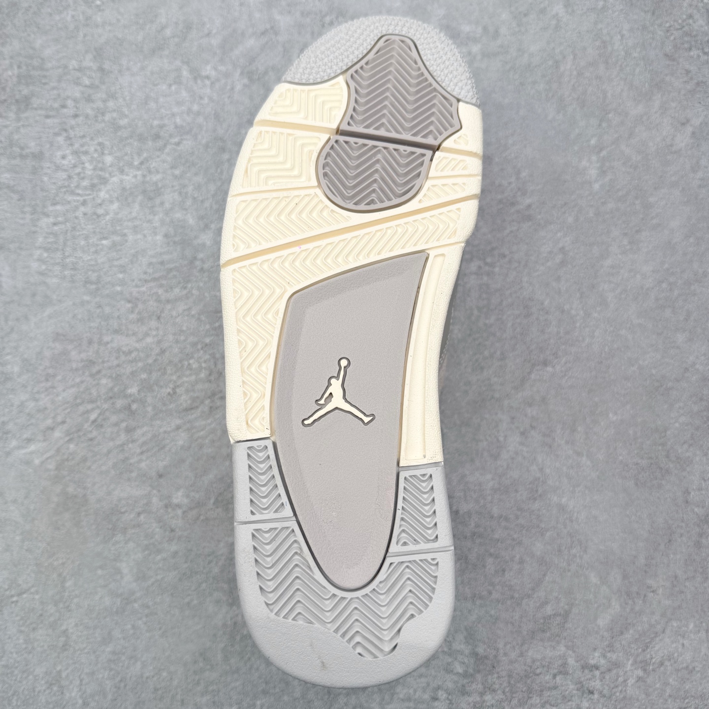 ＃DT纯原 Air Jordan AJ4 Retro 电镀银 AQ9129-001 原厂头层皮料 全新升