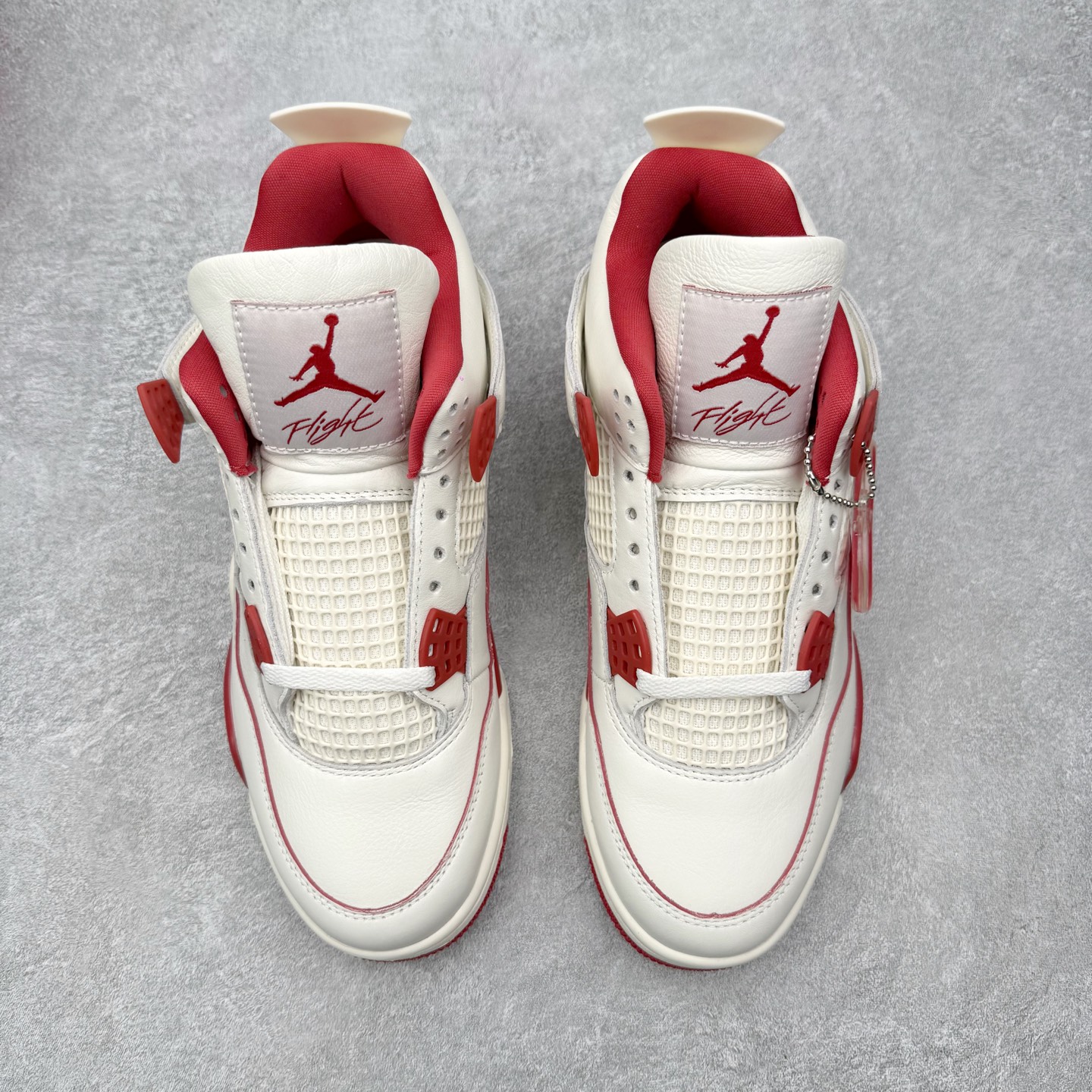 ＃DT纯原 Air Jordan AJ4 情人节米白红 HV0823-108 原厂头层皮料 全新升级改良