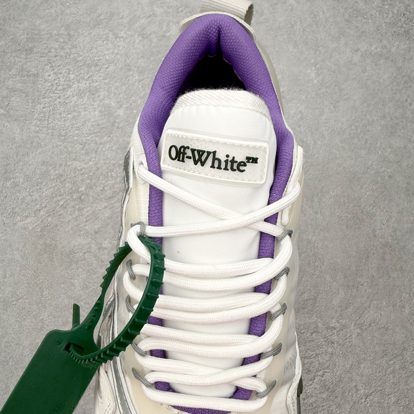 ＃KX OFF-WHITE ODSY OW圆头系带耐磨低帮 生活休闲鞋 潮流文化从边缘化走向中心，是Of