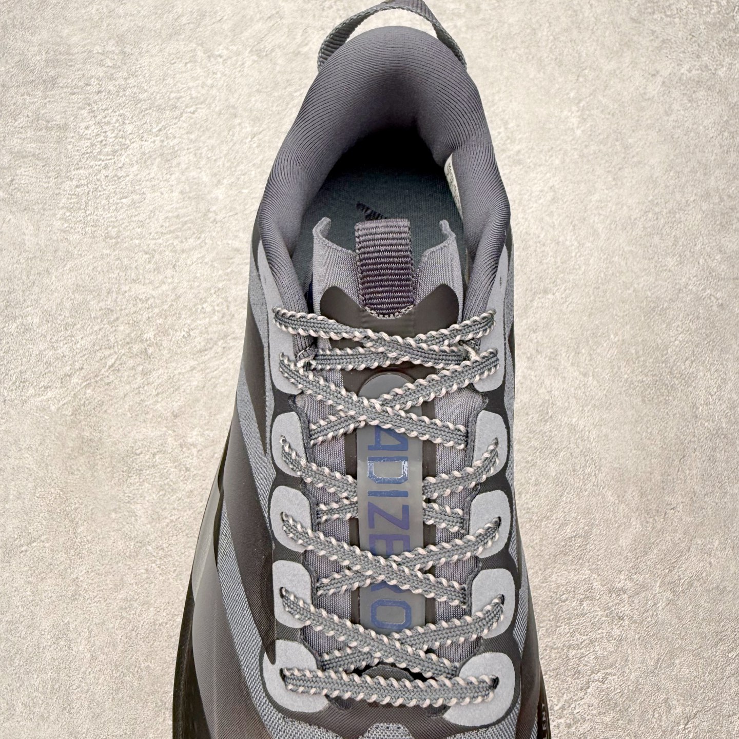 AD Adizero EVO SL ATR M 马拉松竞速专业跑鞋 CELERMESH针织网面非常轻薄 
