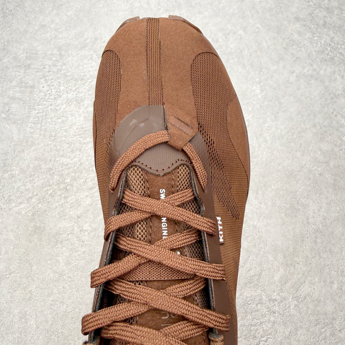 On x KITH K-Tech 1 昂跑舒适贴合透气跑步鞋 黑色四层组合大底 原数据开版这款联名跑鞋采