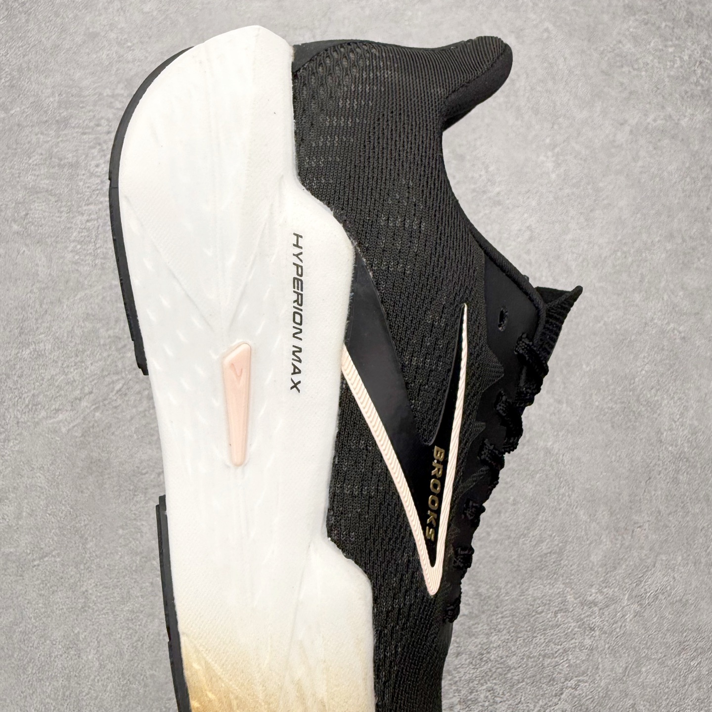 ＃福利特价‼️Brooks Hyperion 布鲁克斯旋风2代舒适百搭防滑轻便低帮跑步鞋 Brooks 