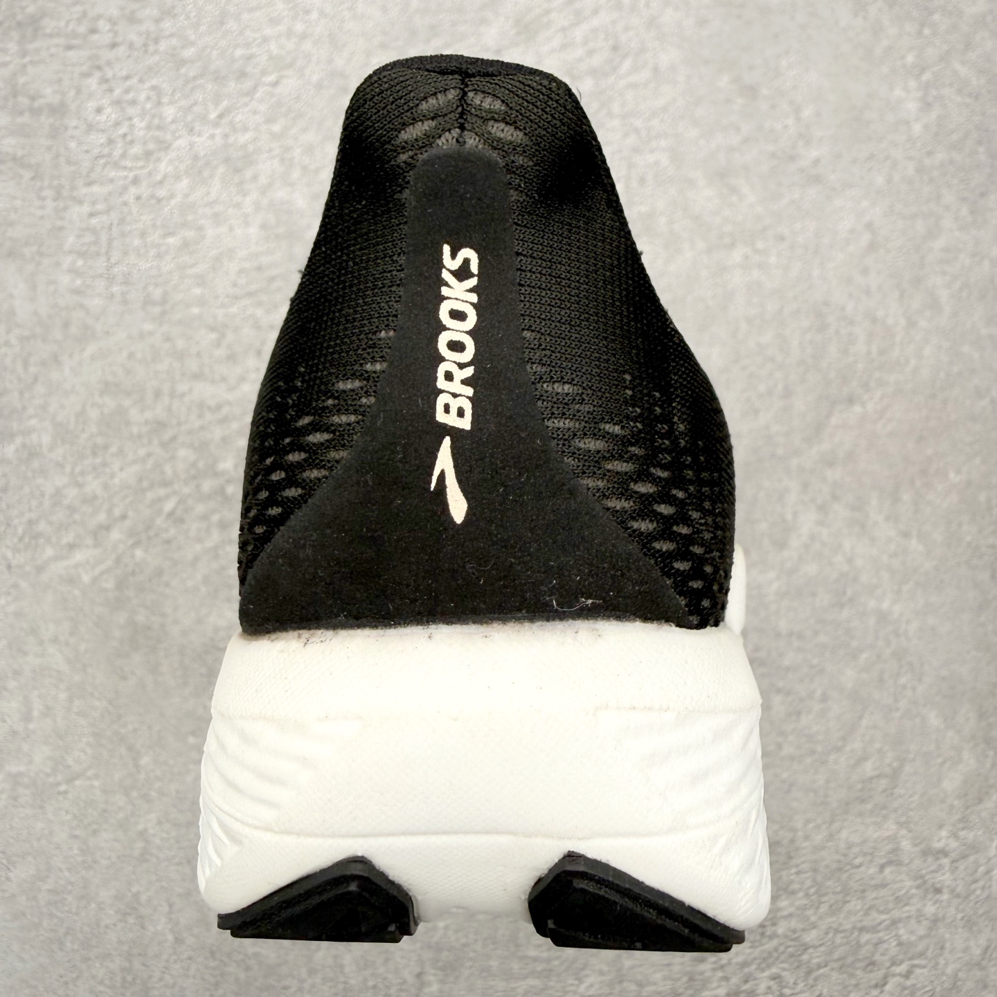 ＃福利特价‼️Brooks Hyperion 布鲁克斯旋风2代舒适百搭防滑轻便低帮跑步鞋 Brooks 