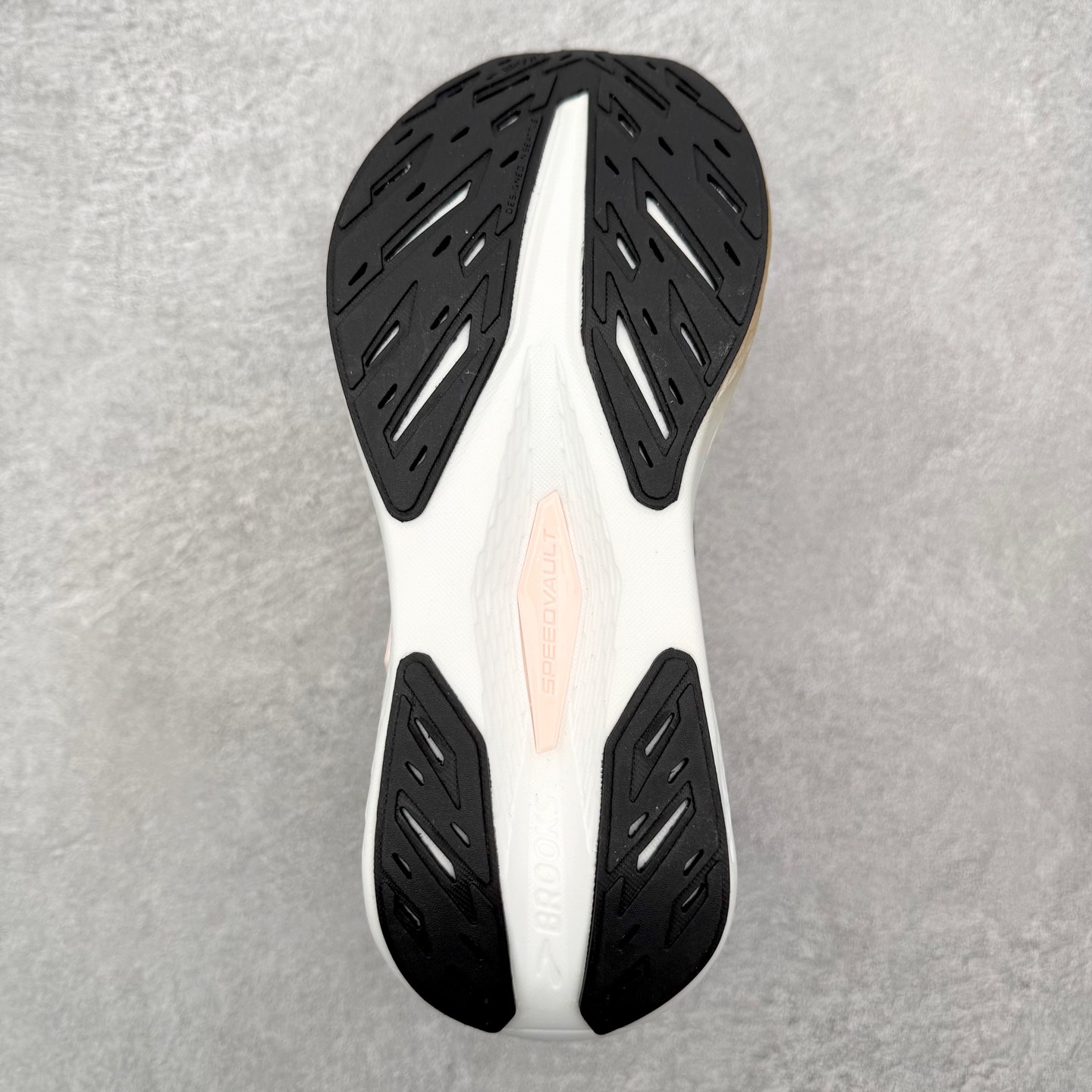 ＃福利特价‼️Brooks Hyperion 布鲁克斯旋风2代舒适百搭防滑轻便低帮跑步鞋 Brooks 