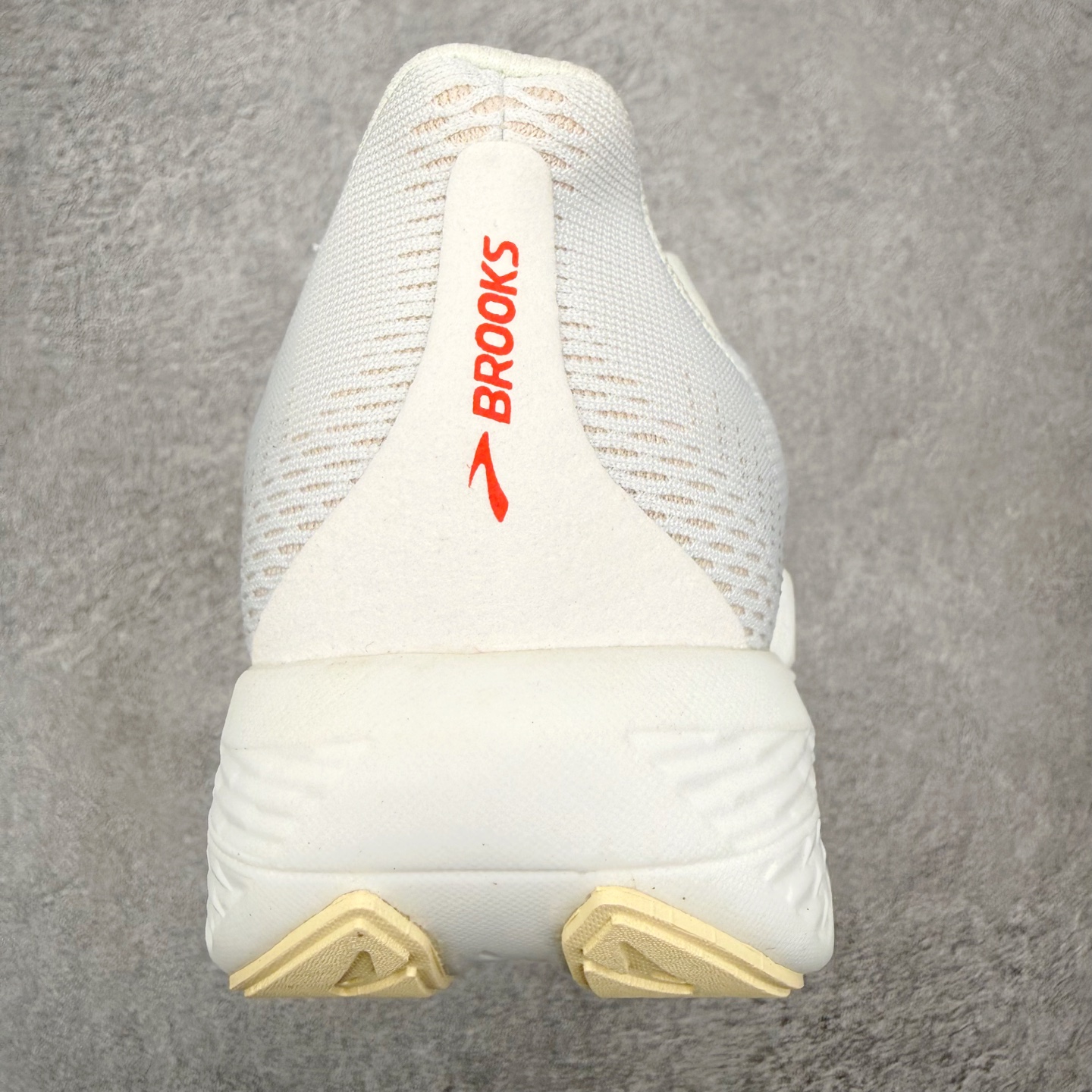 ＃福利特价‼️Brooks Hyperion 布鲁克斯旋风2代舒适百搭防滑轻便低帮跑步鞋 Brooks 