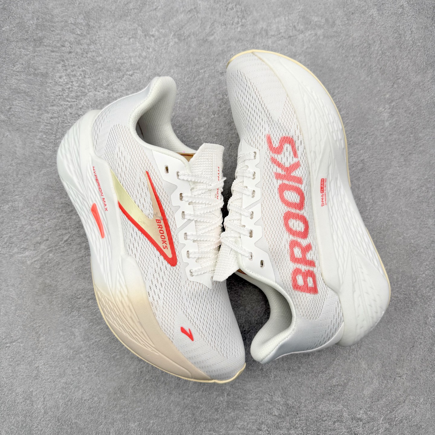 ＃福利特价‼️Brooks Hyperion 布鲁克斯旋风2代舒适百搭防滑轻便低帮跑步鞋 Brooks 